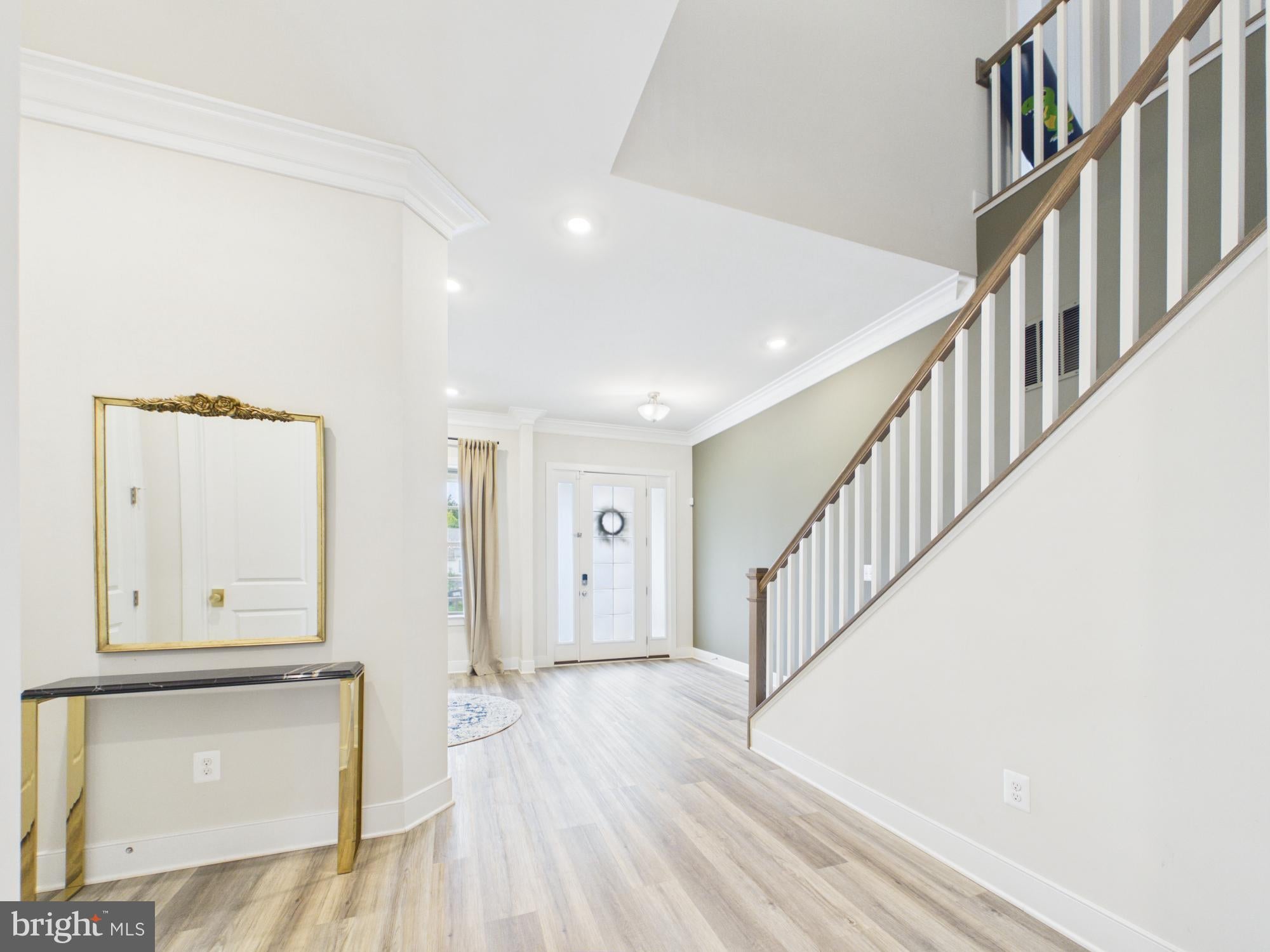 2907 HOME PLACE