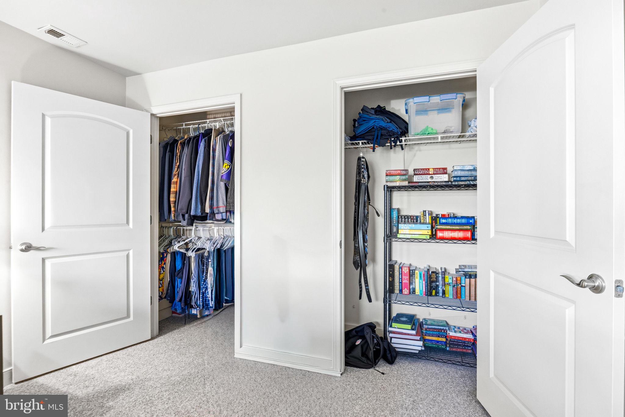 ANNAPOLIS OVERLOOK - Residential