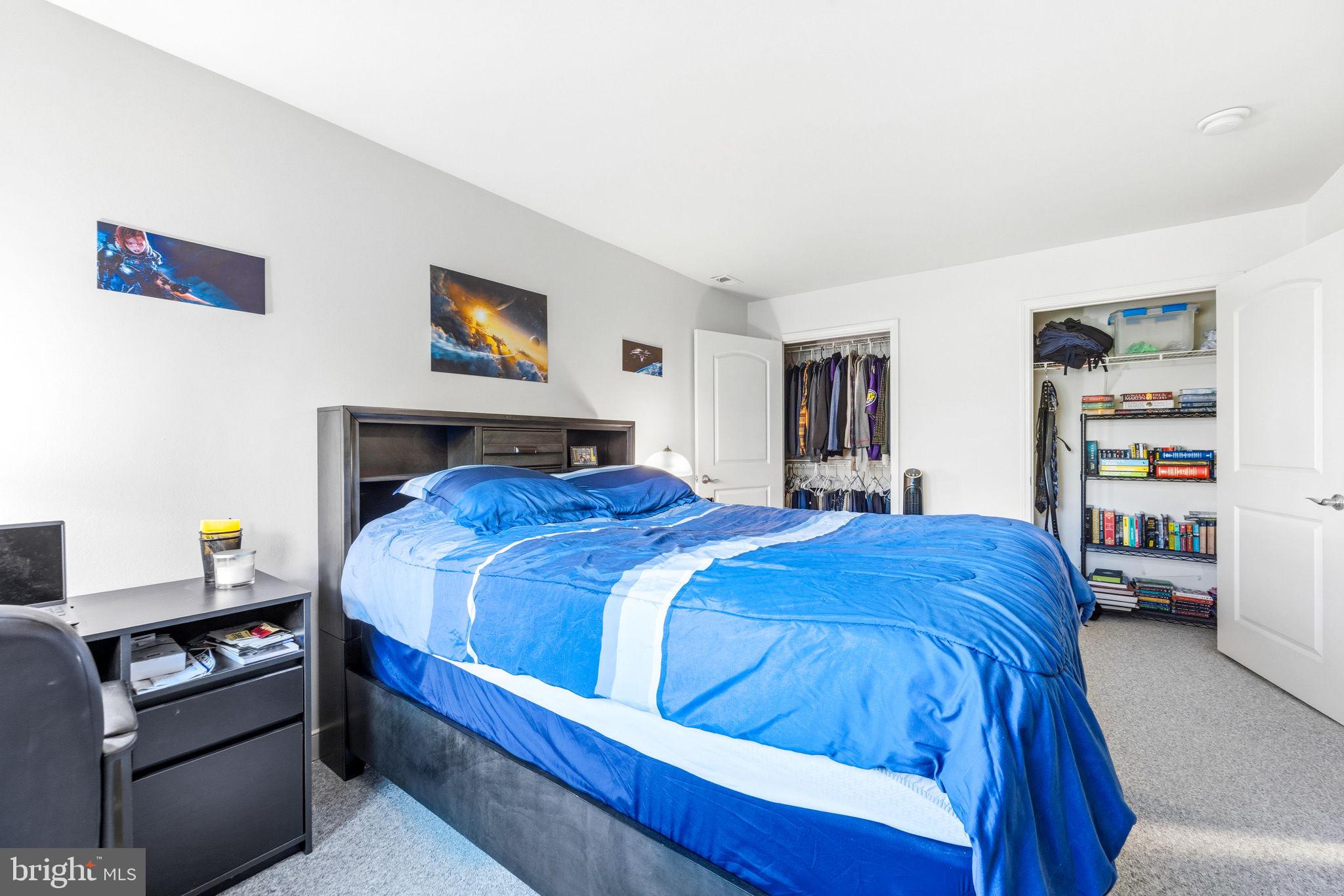 ANNAPOLIS OVERLOOK - Residential