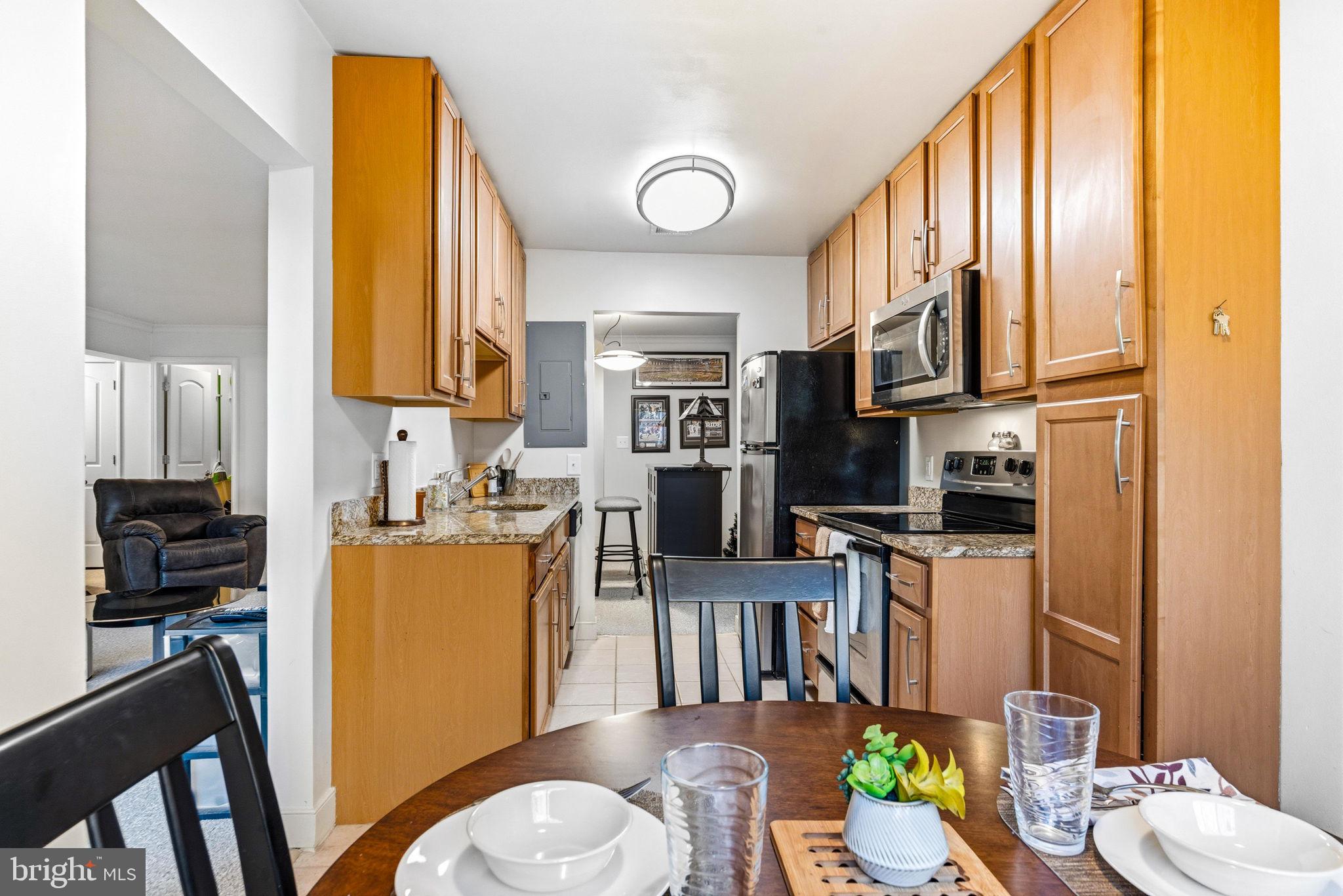 ANNAPOLIS OVERLOOK - Residential