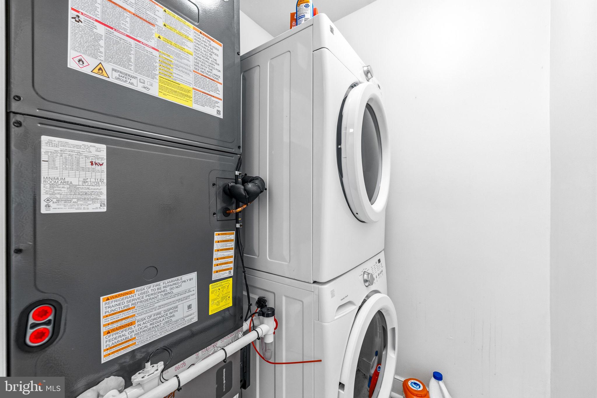 ANNAPOLIS OVERLOOK - Residential