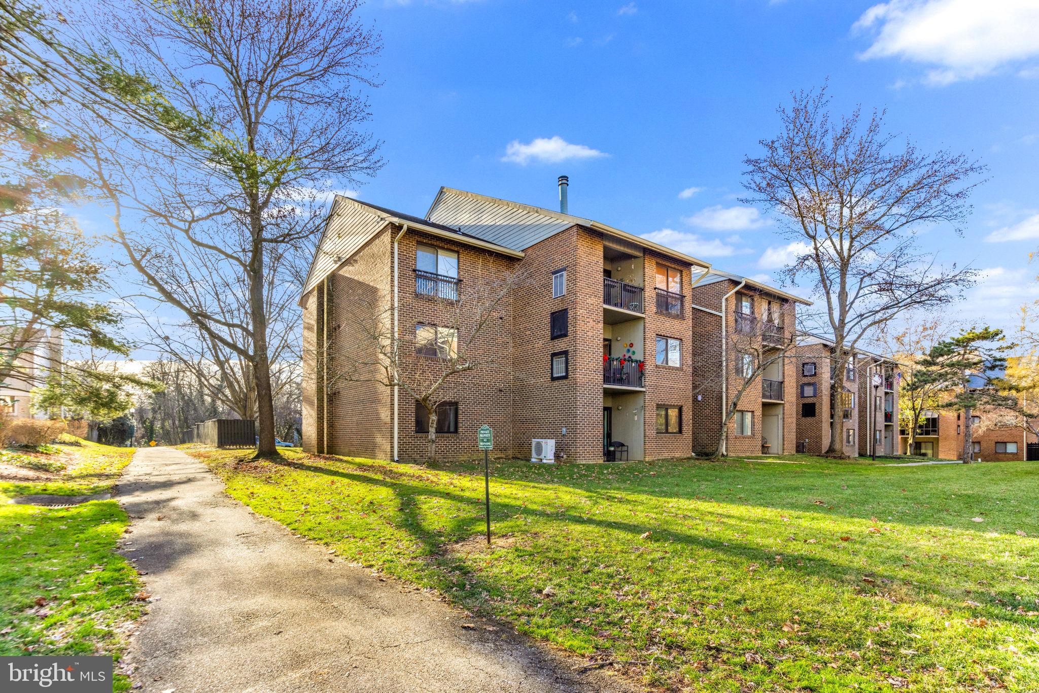 ANNAPOLIS OVERLOOK - Residential