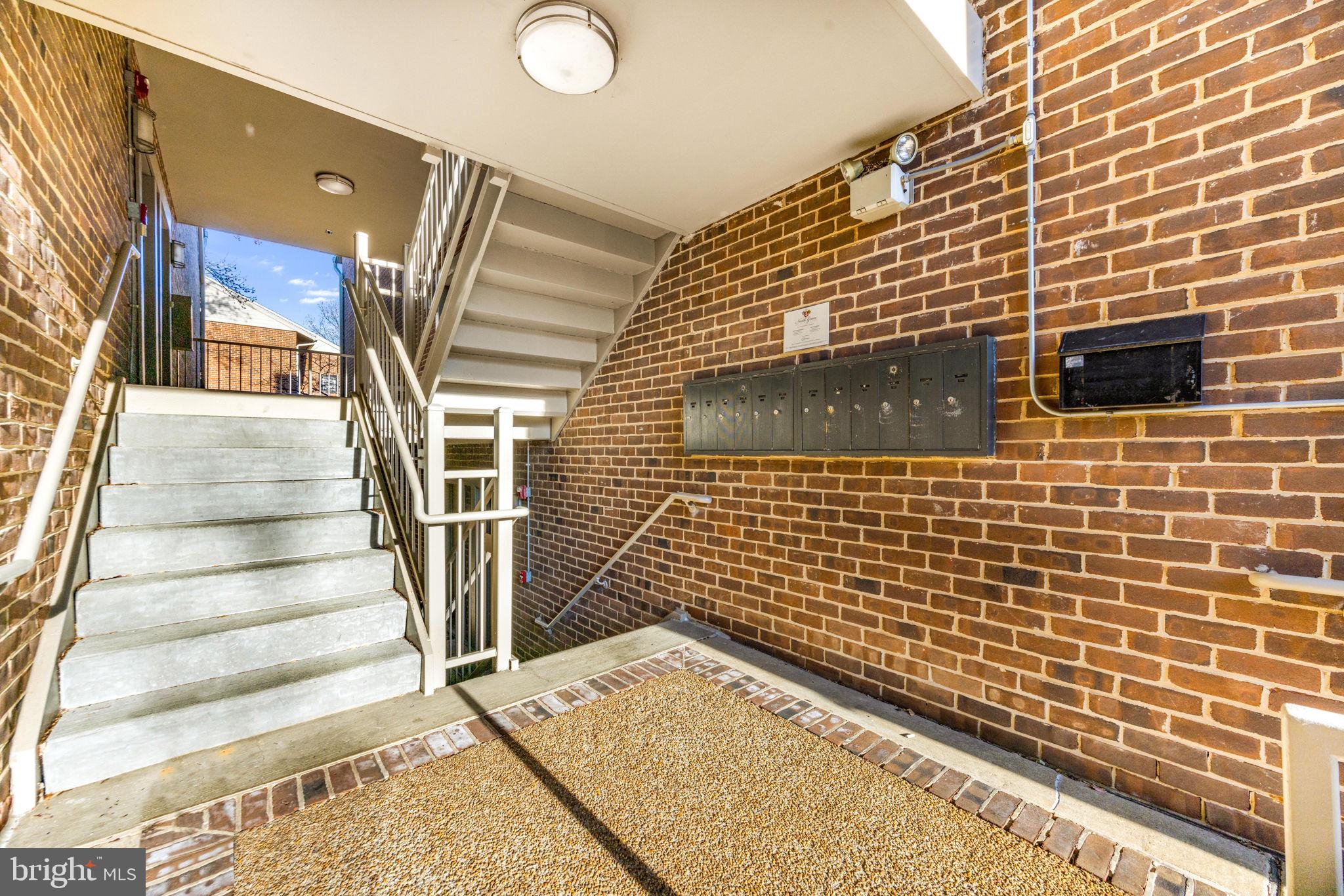 ANNAPOLIS OVERLOOK - Residential