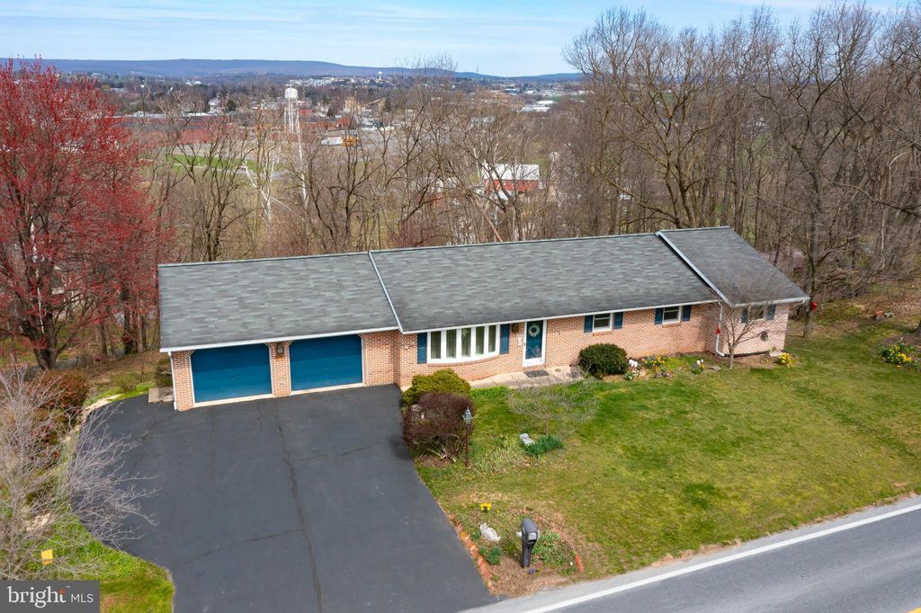Photo of 280 W Sunhill Road, Manheim, PA 17545 (MLS # PALA2048552)