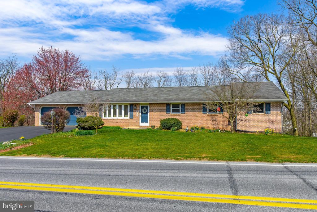 Photo of 280 W Sunhill Road, Manheim, PA 17545 (MLS # PALA2048552)