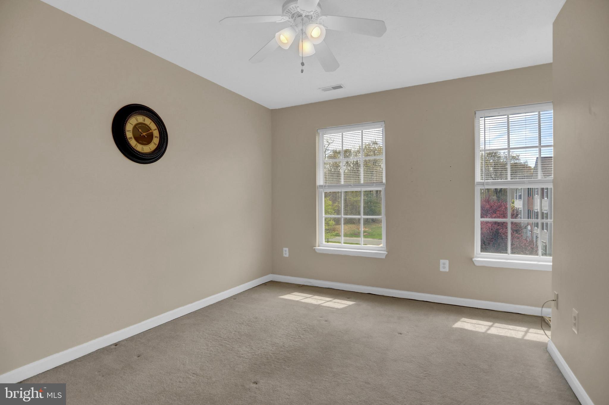 EATON SQUARE - Residential