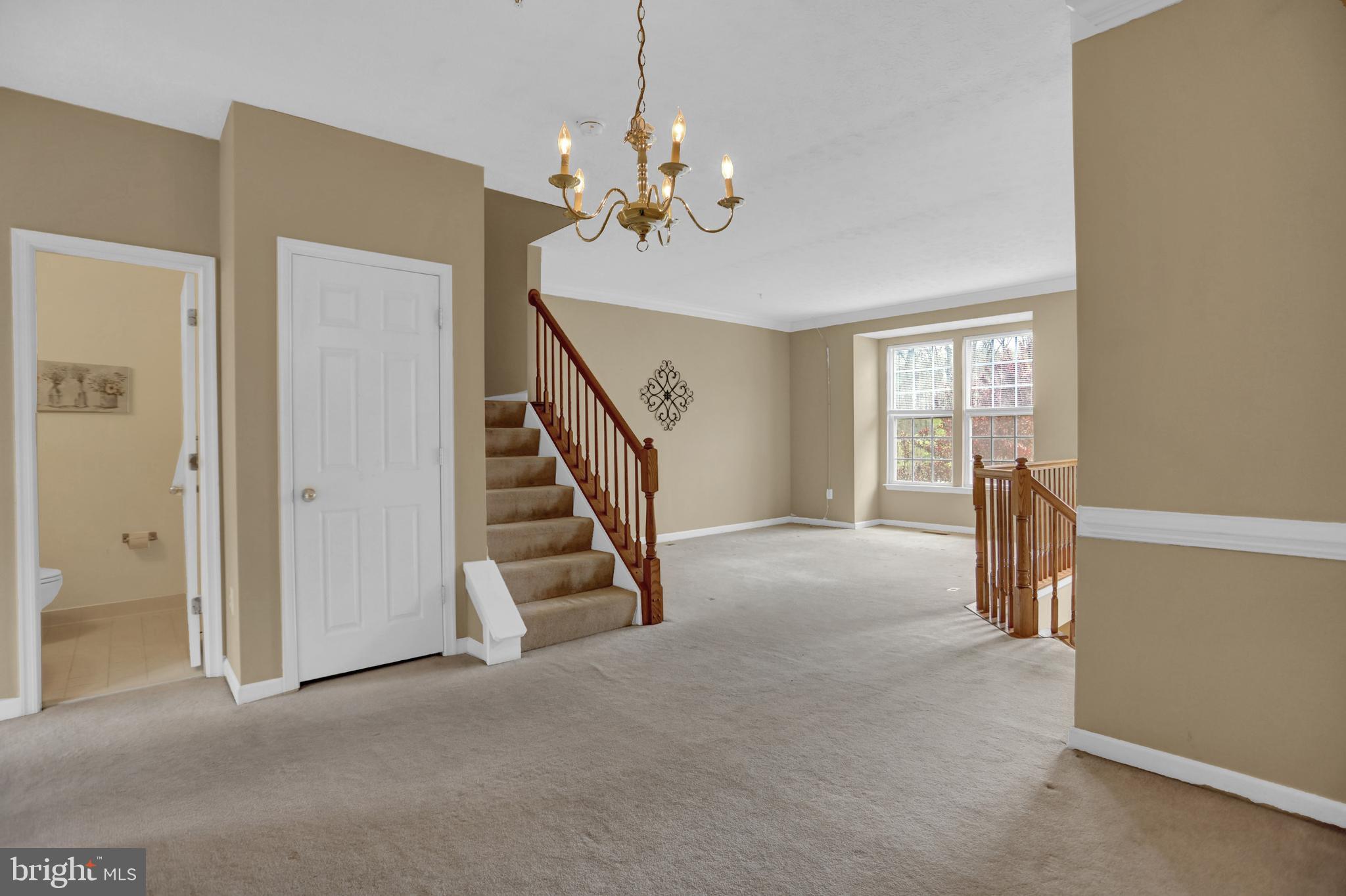 EATON SQUARE - Residential