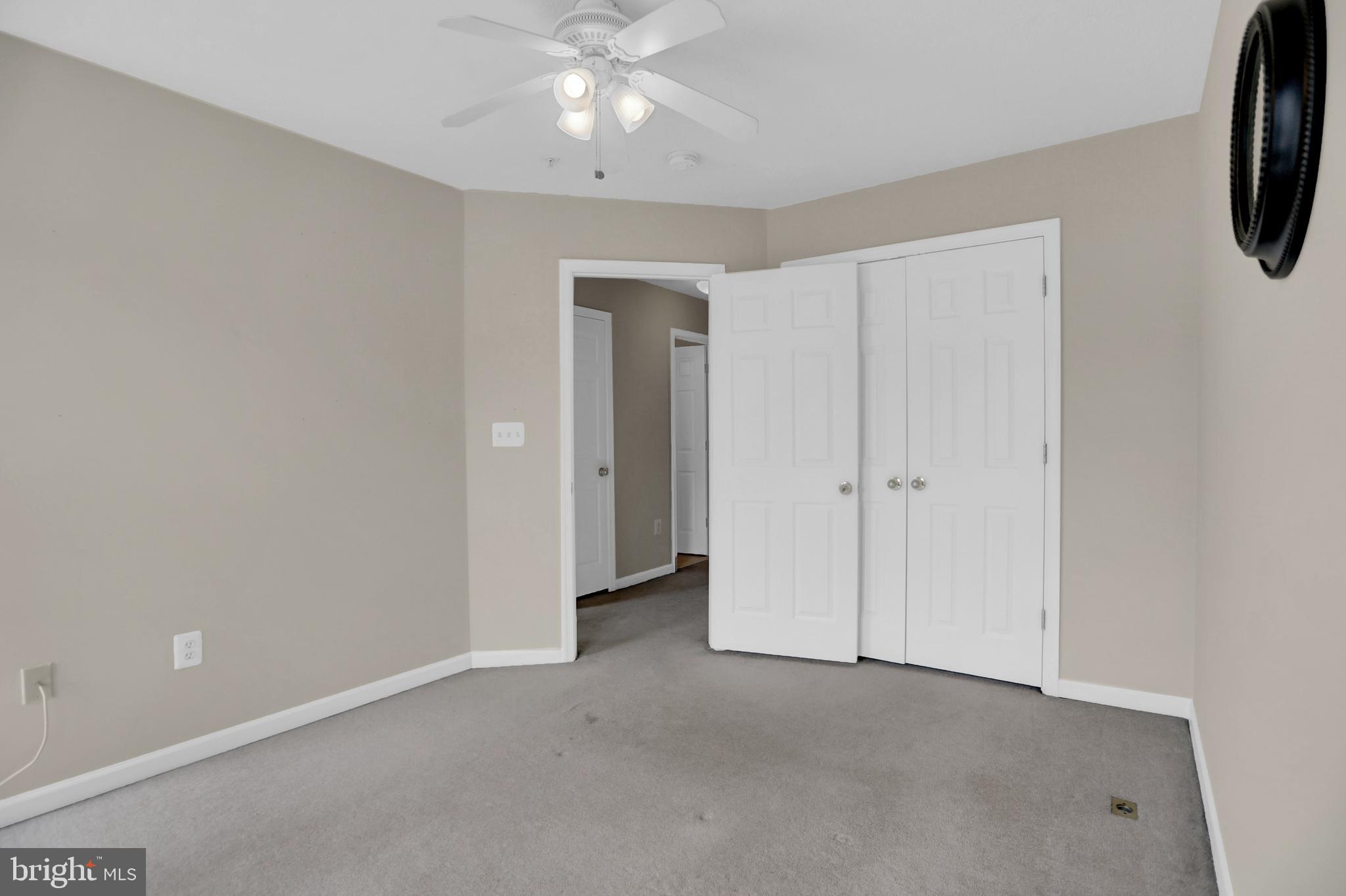 EATON SQUARE - Residential