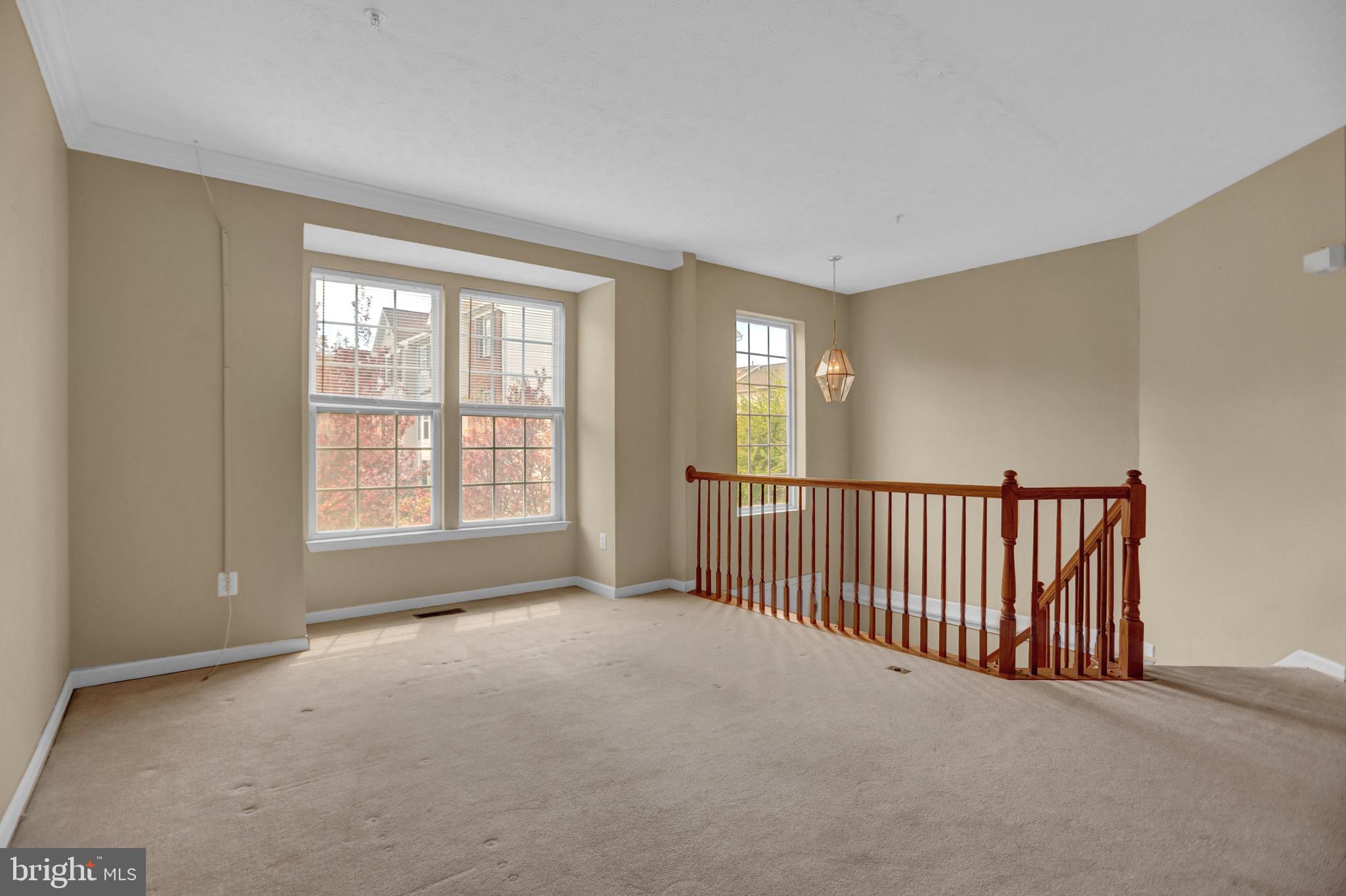 EATON SQUARE - Residential