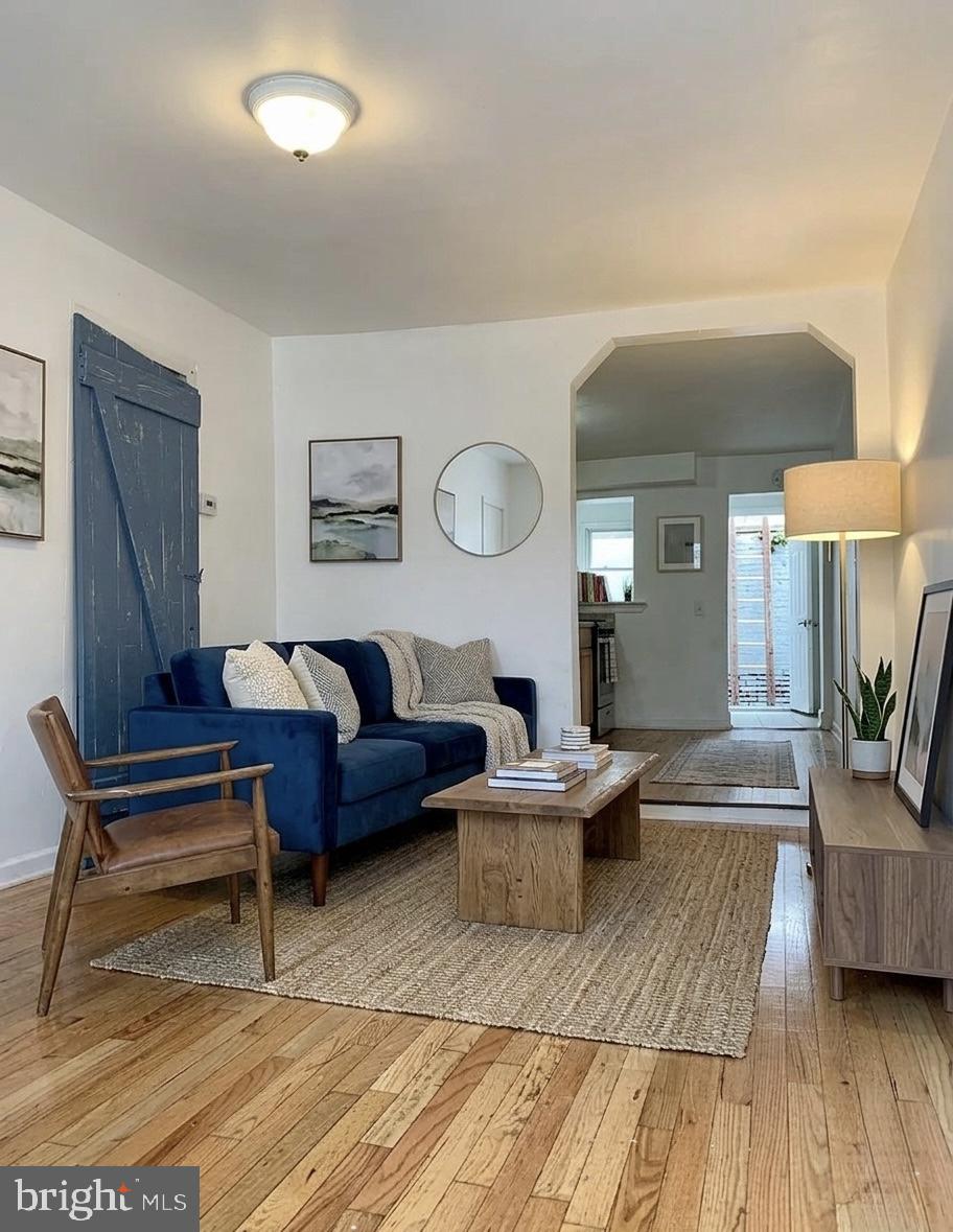 PORT RICHMOND - Residential Income