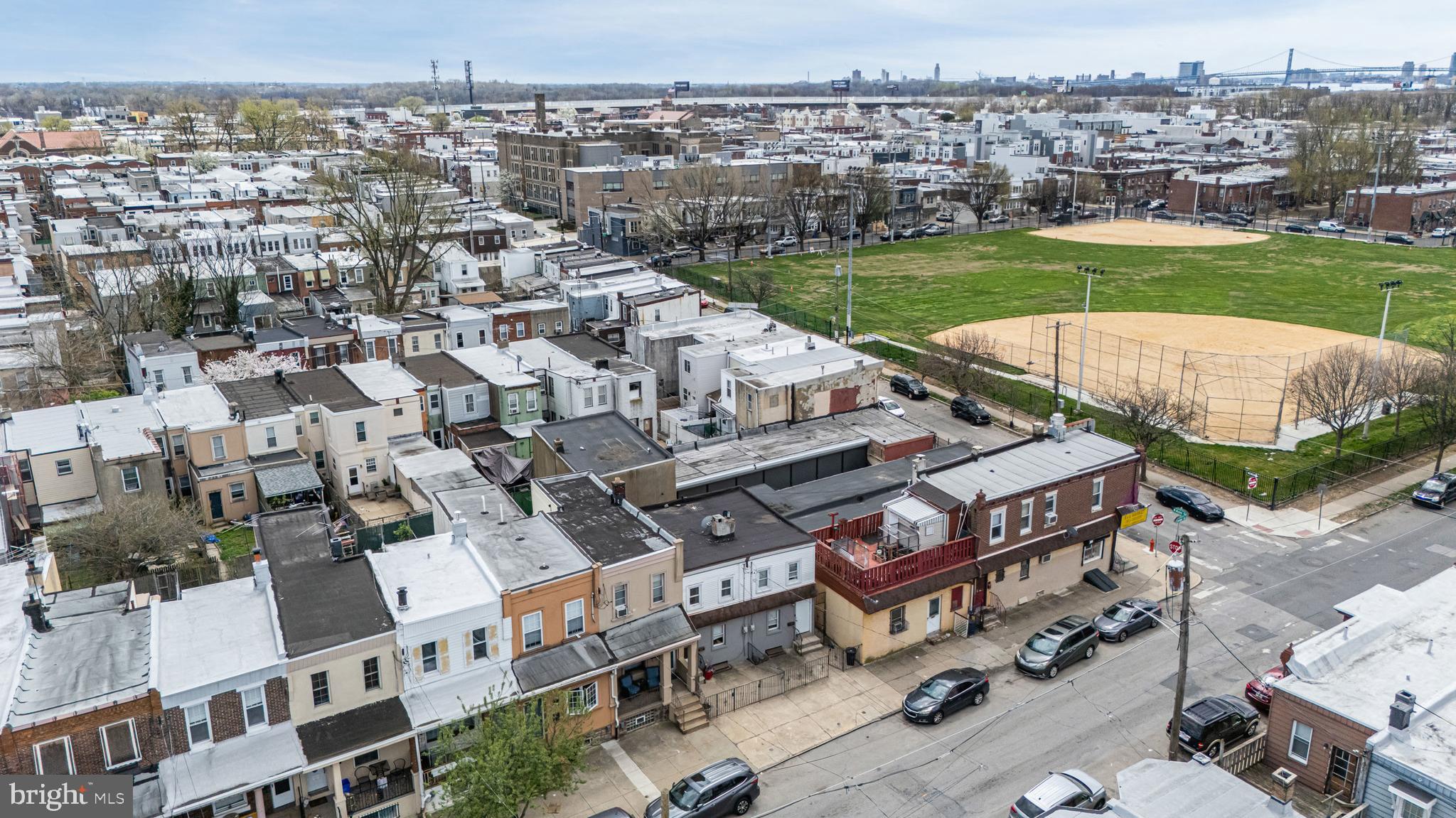 PORT RICHMOND - Residential Income