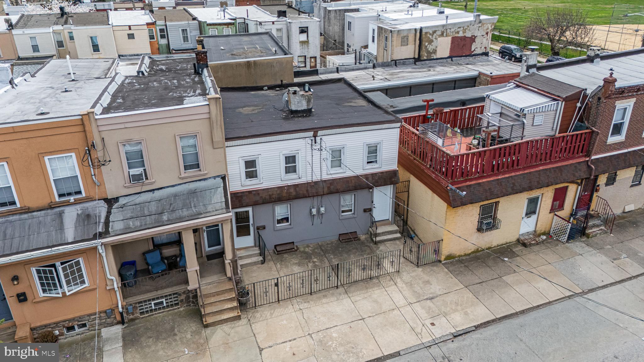 PORT RICHMOND - Residential Income