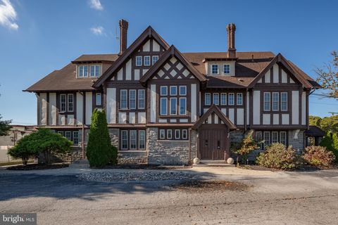 7220 RIDGE AVENUE G PHILADELPHIA PA 19128