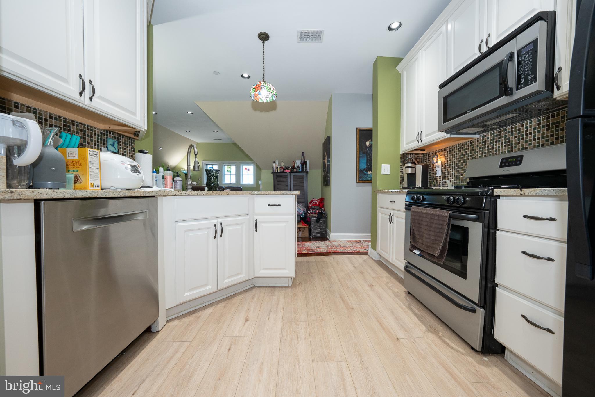 ROXBOROUGH - Residential