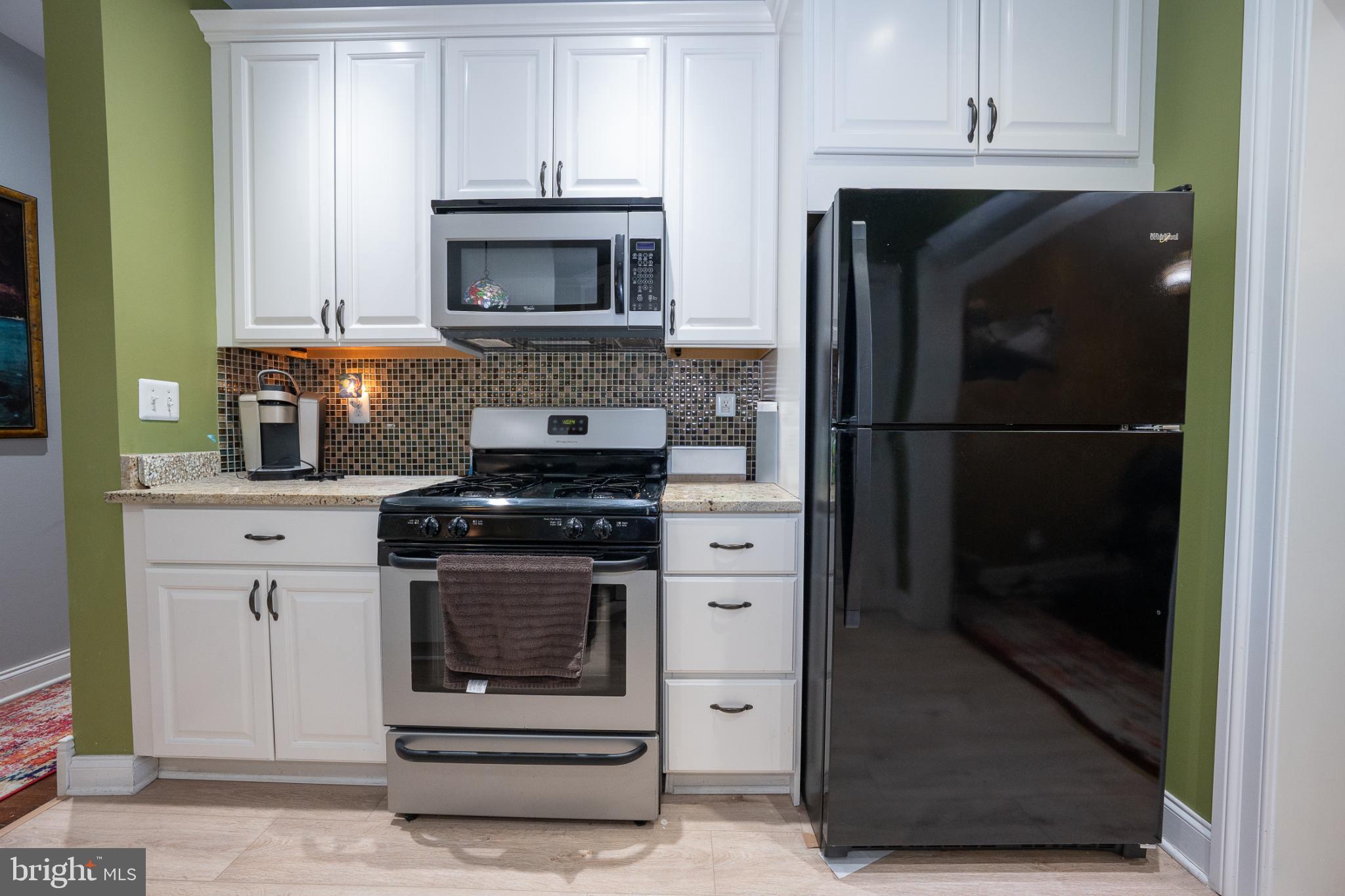 ROXBOROUGH - Residential