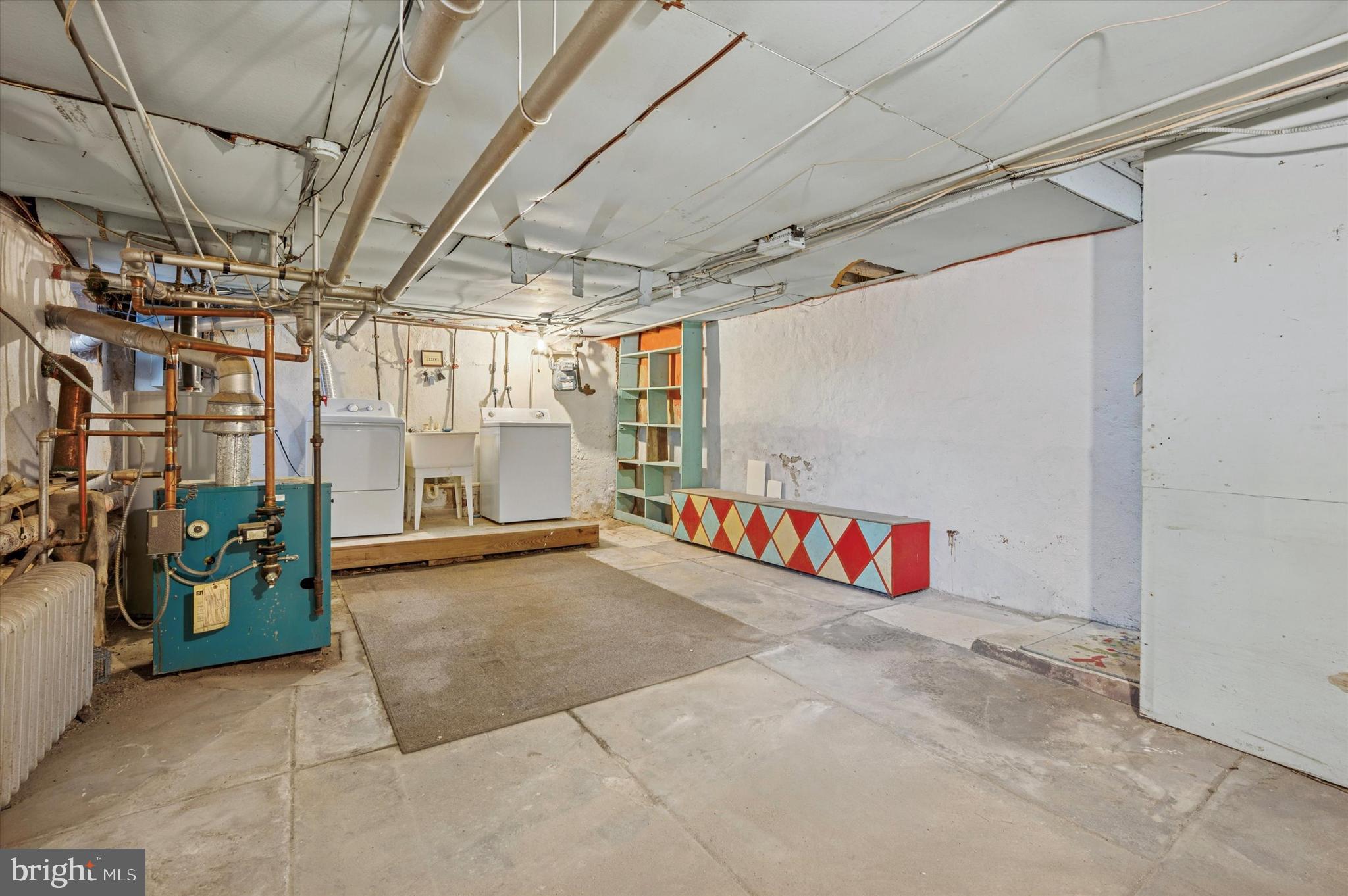 ROXBOROUGH - Residential