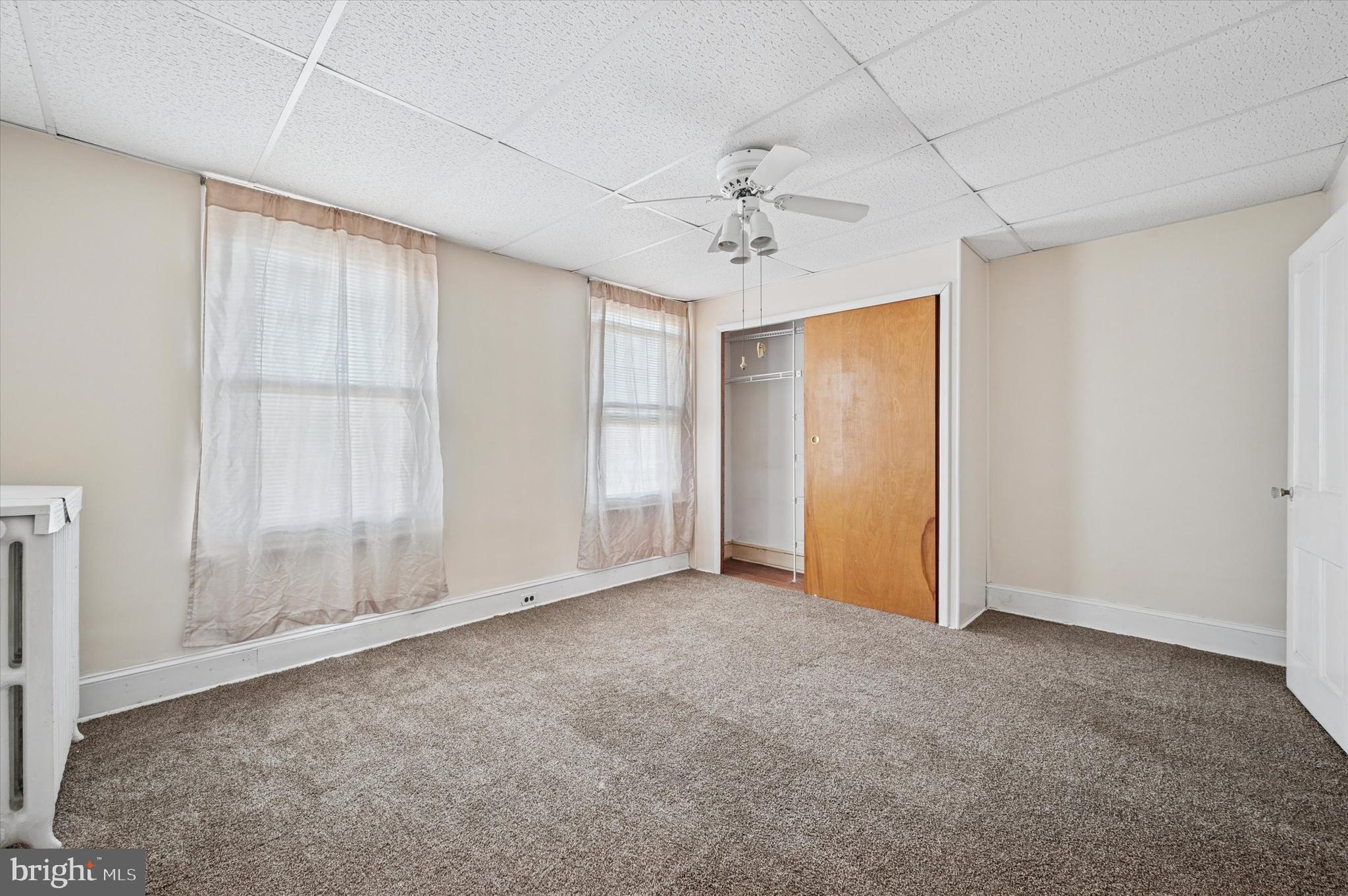 ROXBOROUGH - Residential