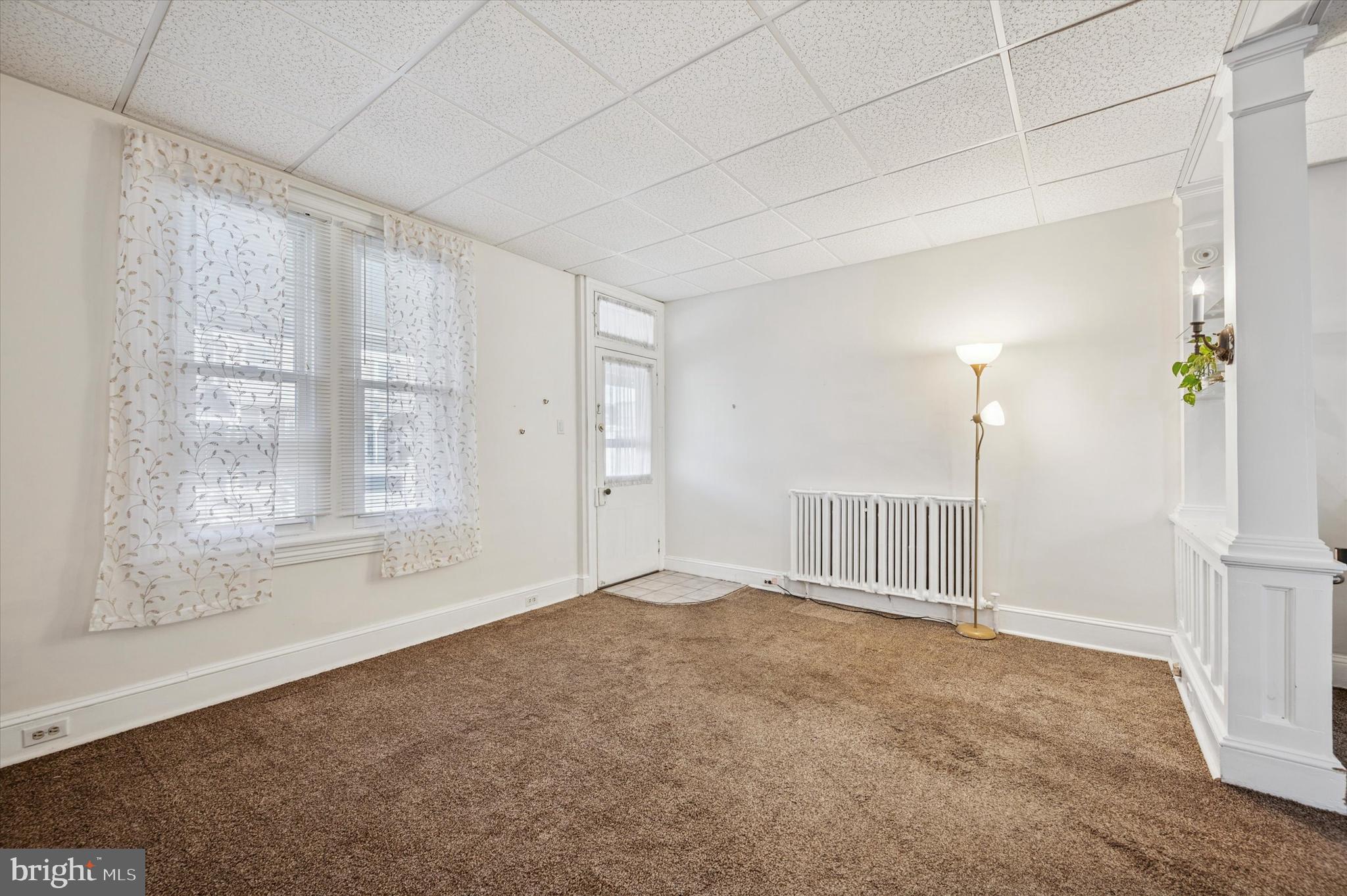 ROXBOROUGH - Residential