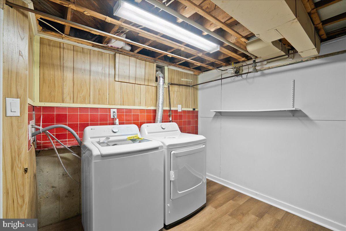 JEFFERSON MANOR - Residential