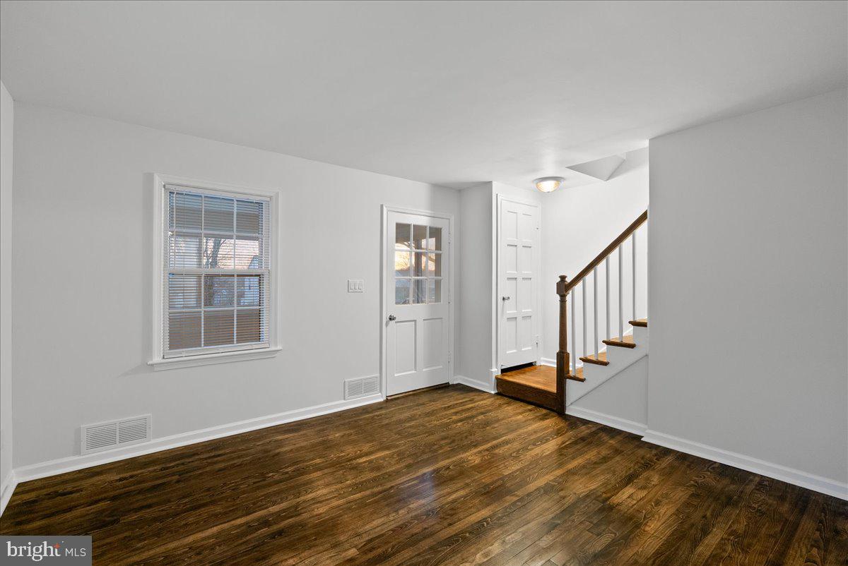 JEFFERSON MANOR - Residential