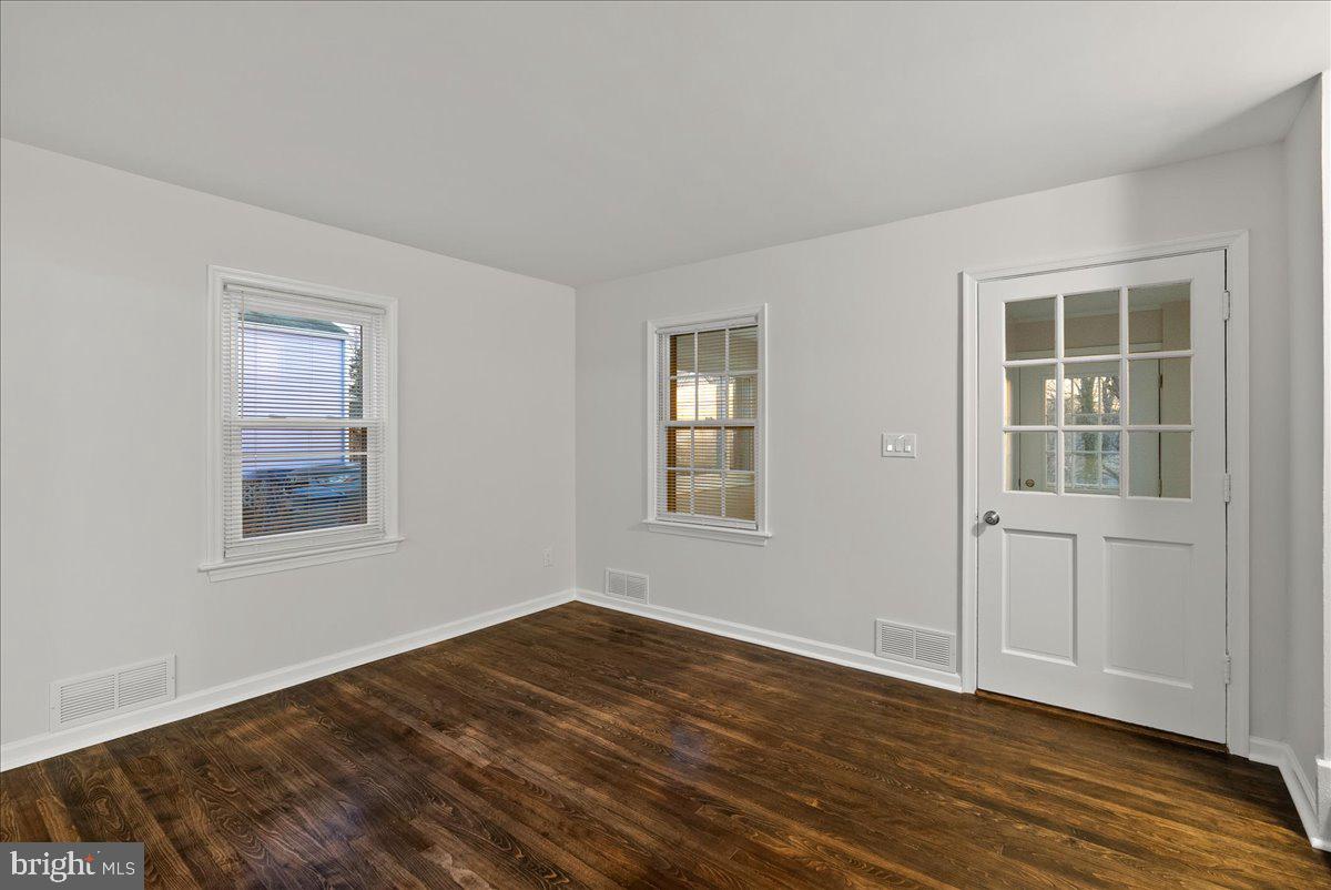 2716 JEFFERSON DRIVE