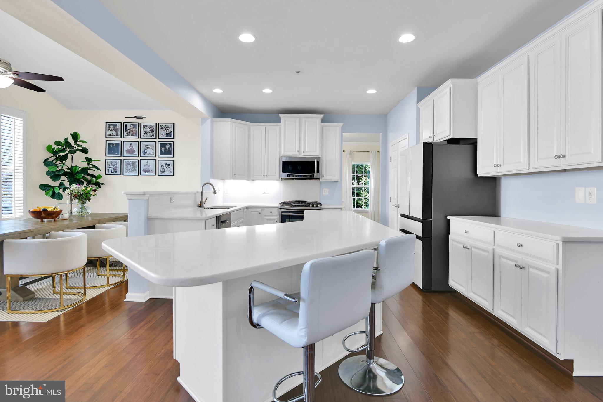 VILLAGES OF URBANA - Residential