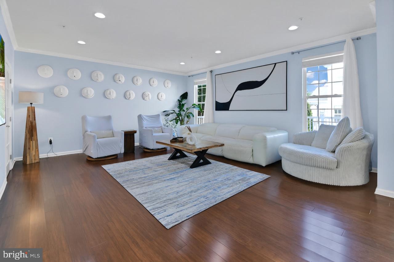 VILLAGES OF URBANA - Residential