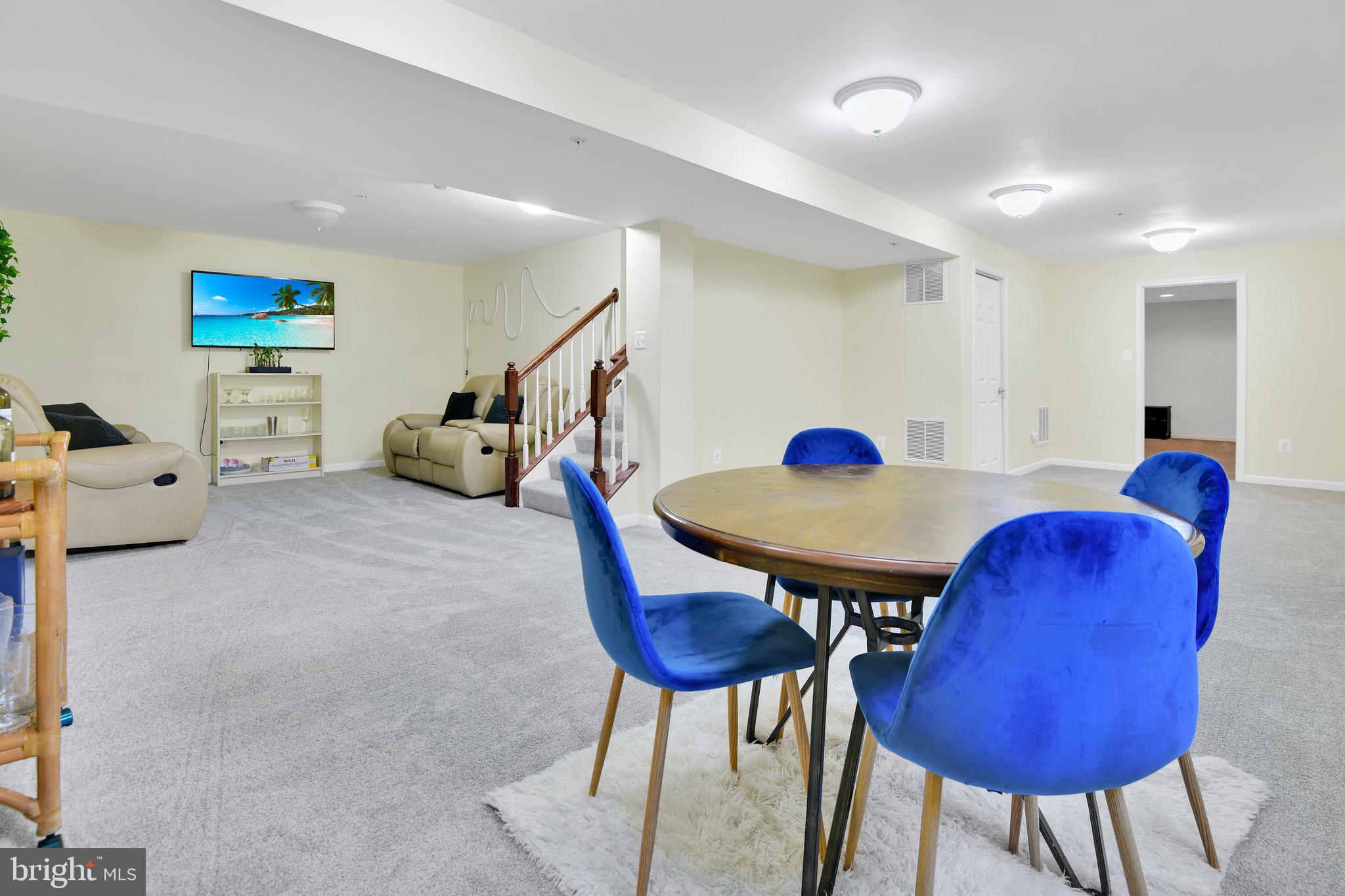 VILLAGES OF URBANA - Residential