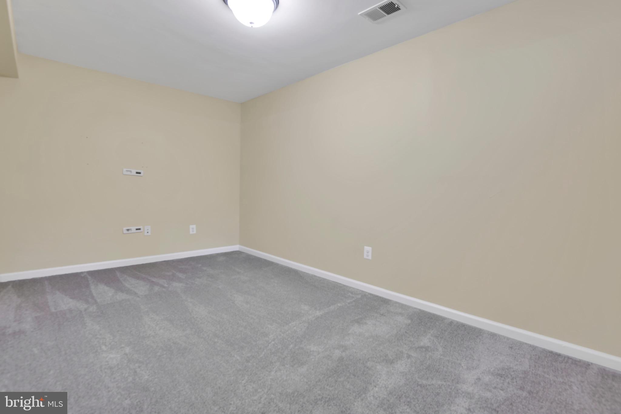 VILLAGES OF URBANA - Residential