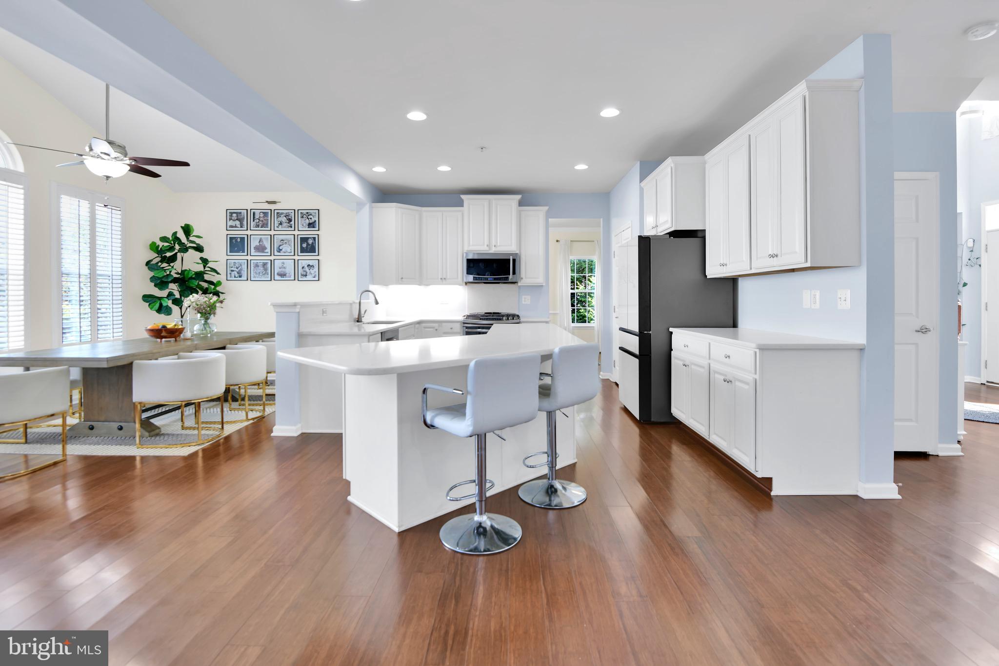 VILLAGES OF URBANA - Residential