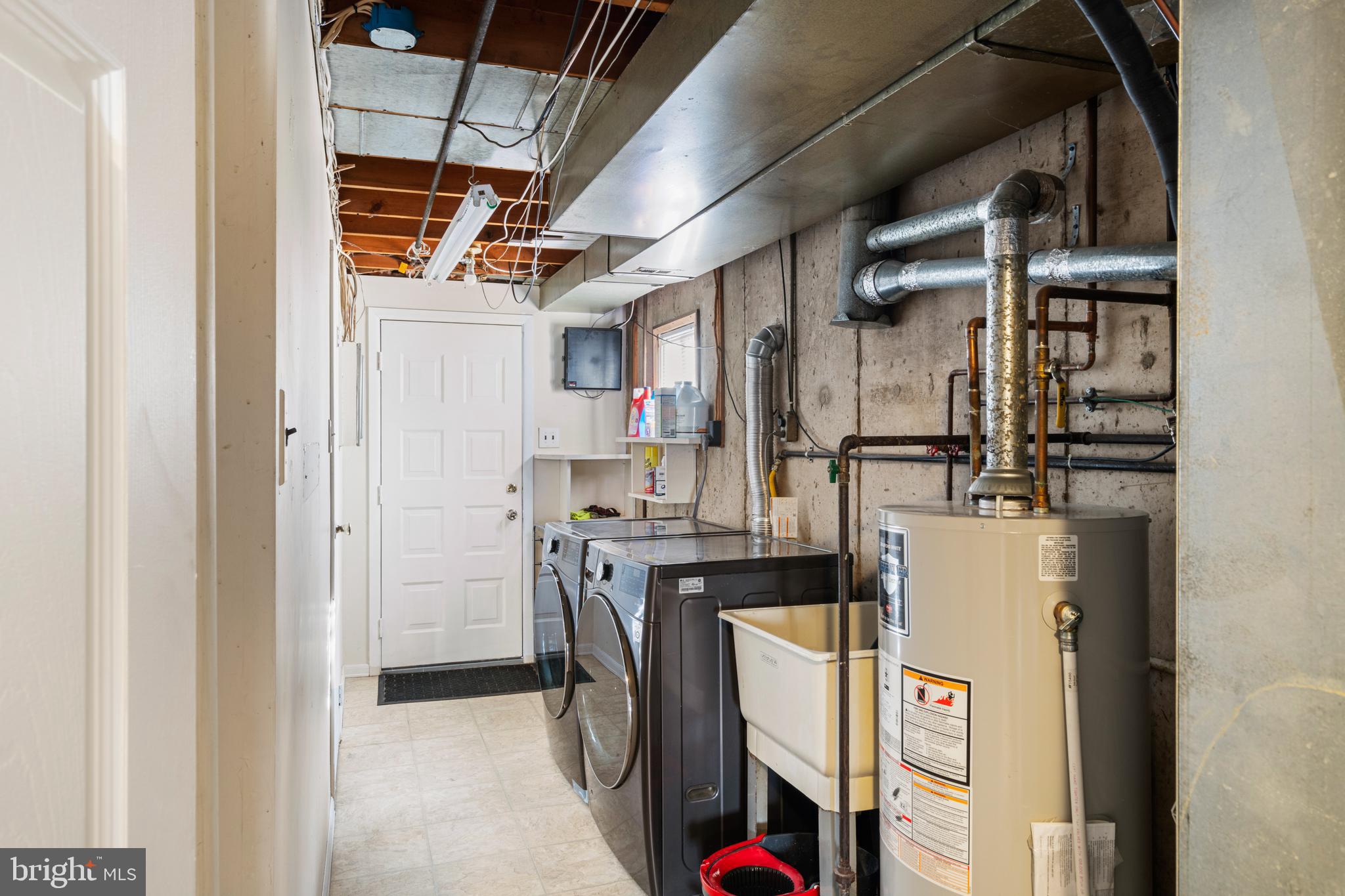 PHILADELPHIA (NORTHEAST) - Residential