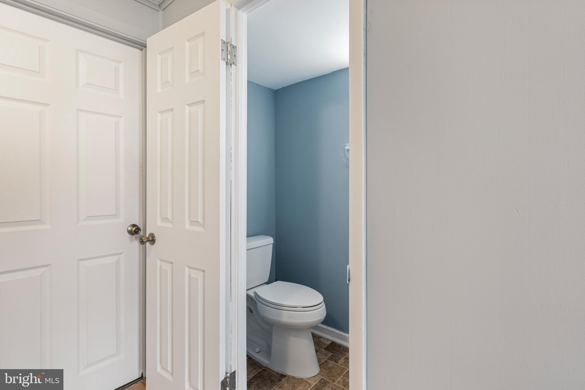 PHILADELPHIA (NORTHEAST) - Residential