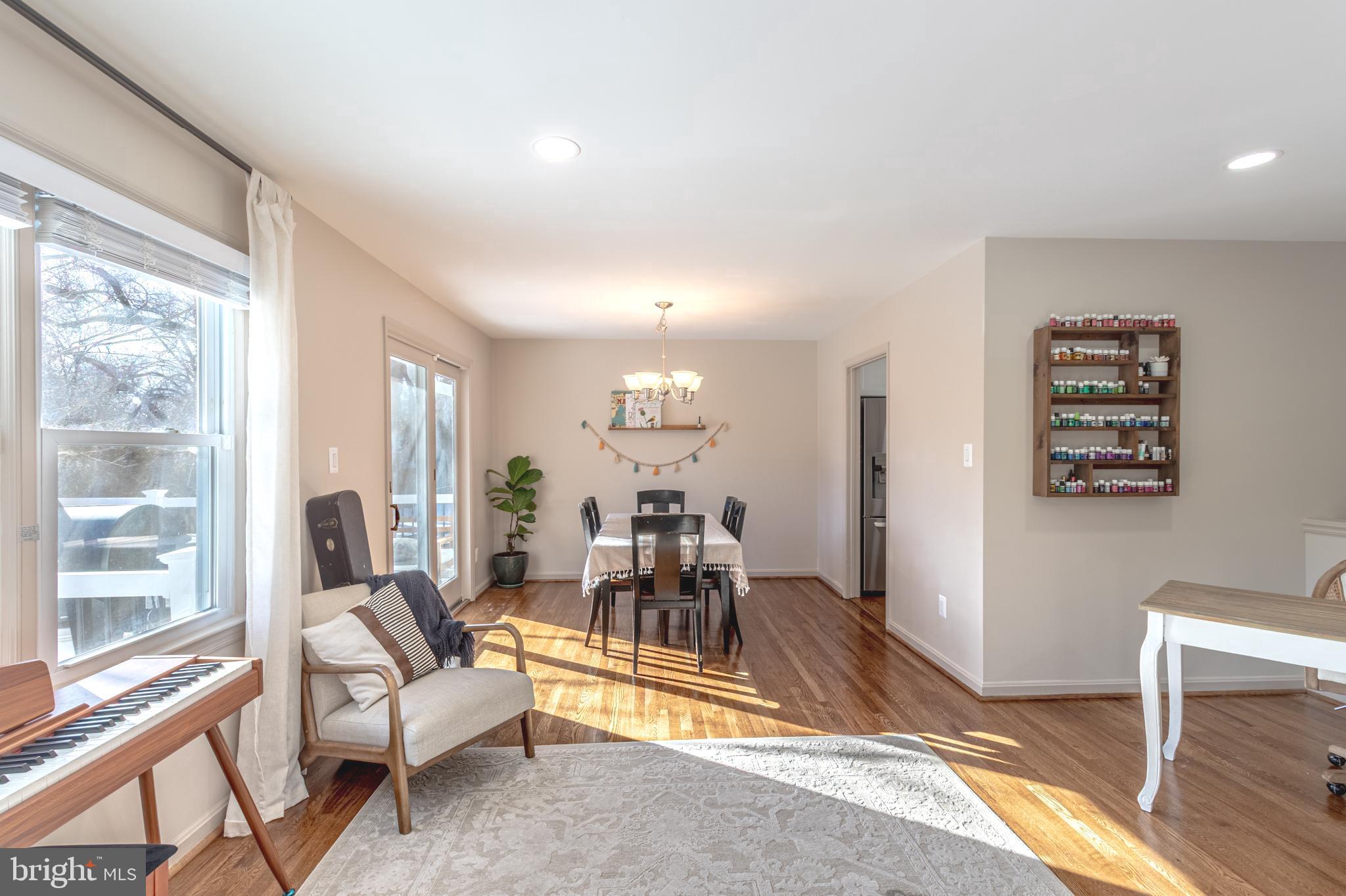 OAK HILL - Residential