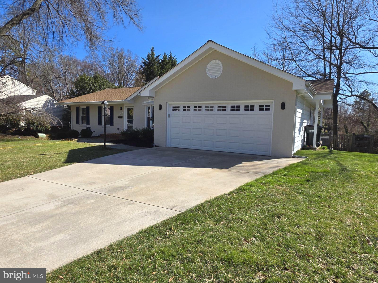 OAK HILL - Residential