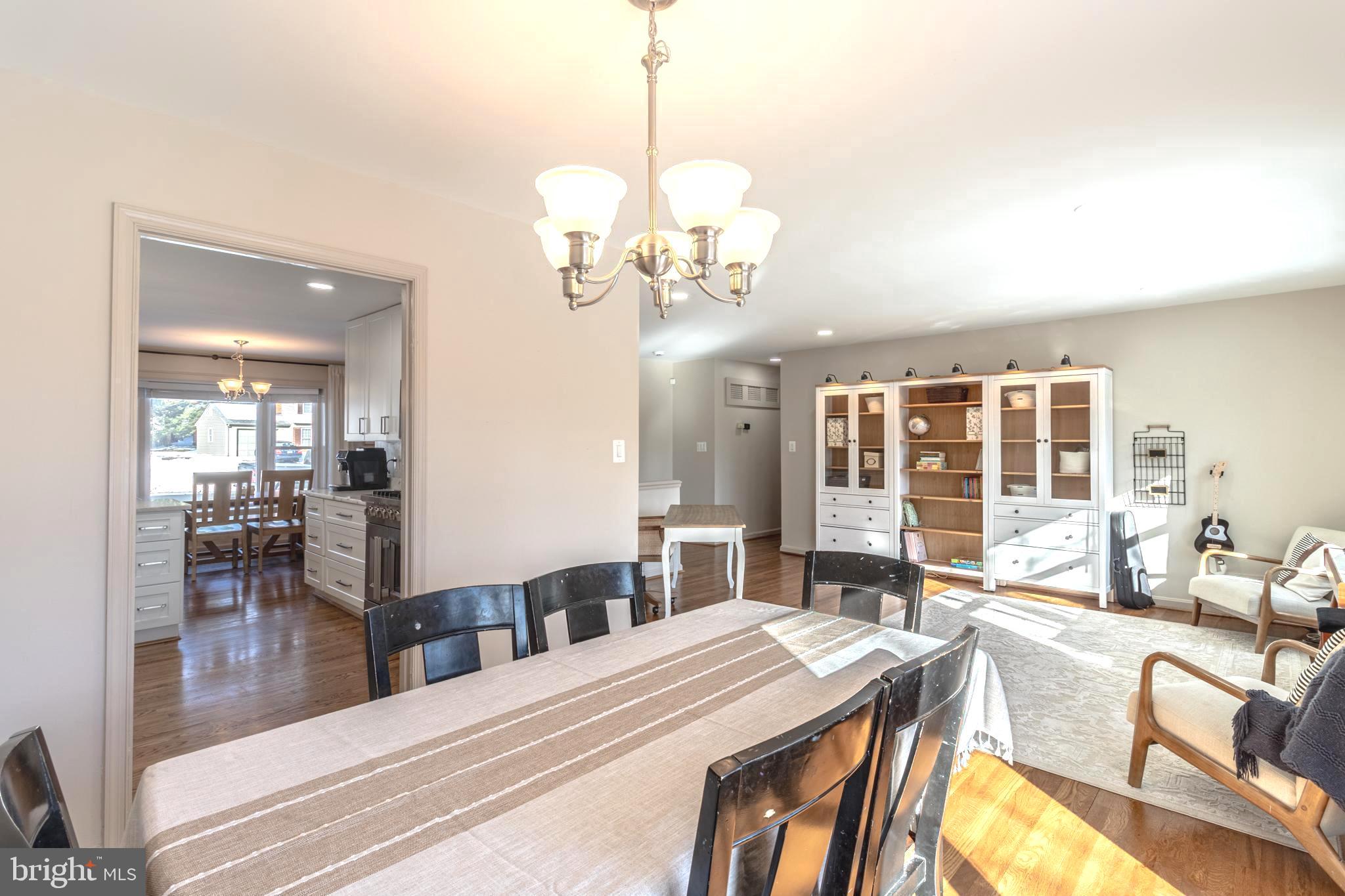 OAK HILL - Residential