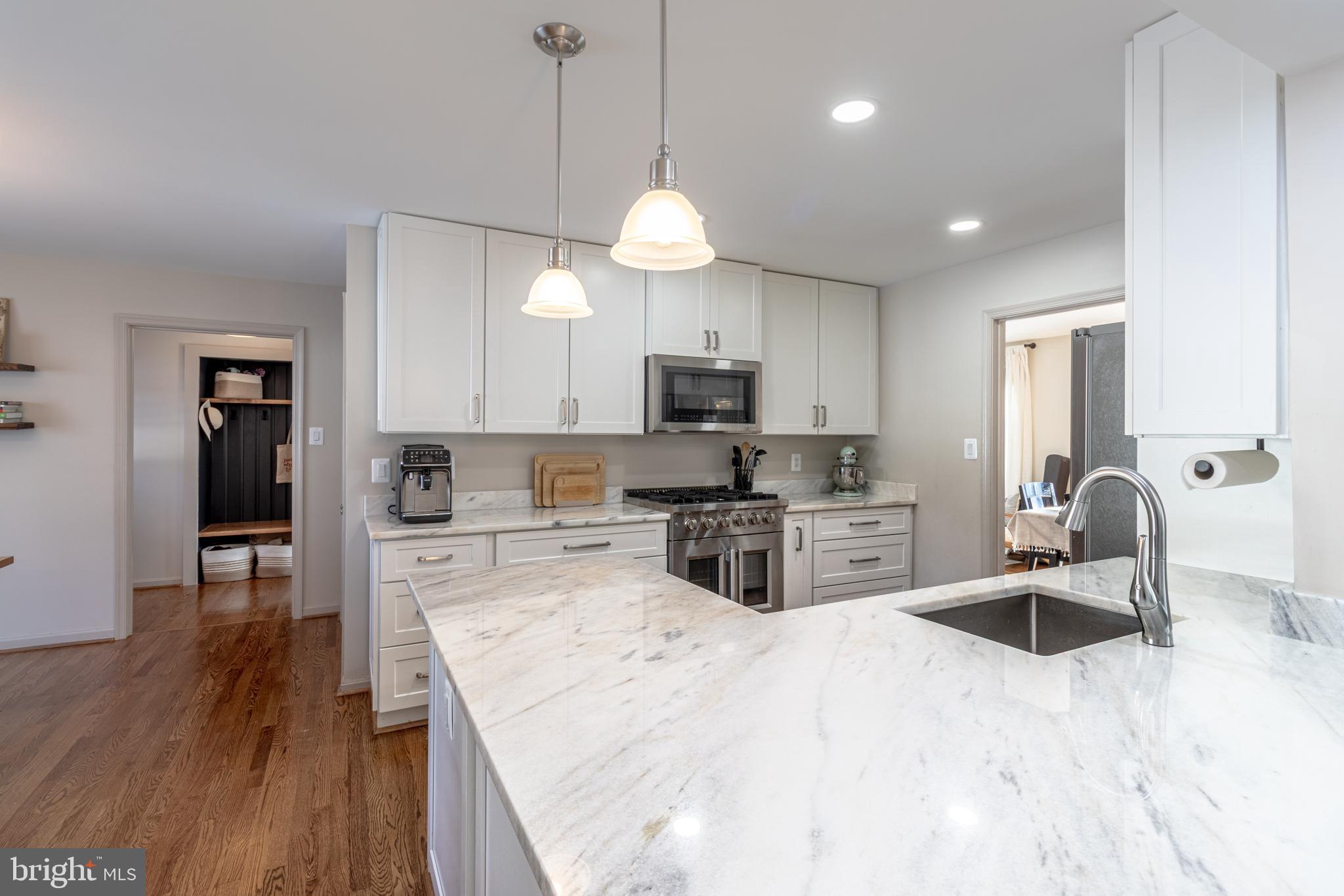 OAK HILL - Residential