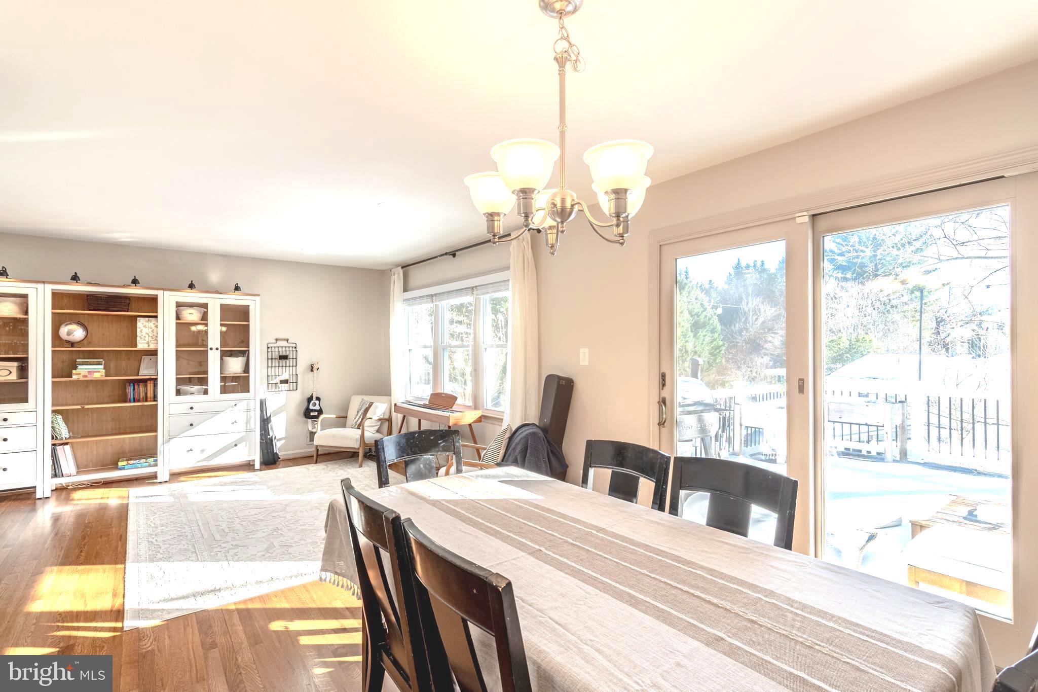 OAK HILL - Residential