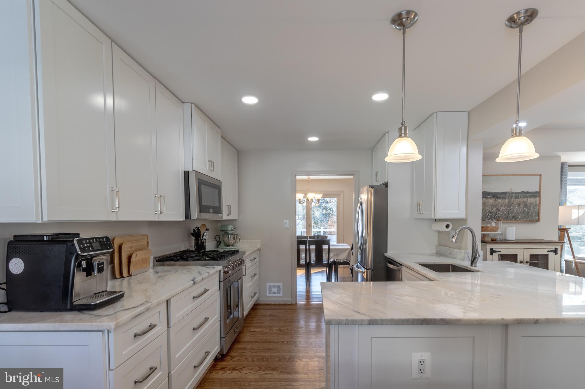 OAK HILL - Residential