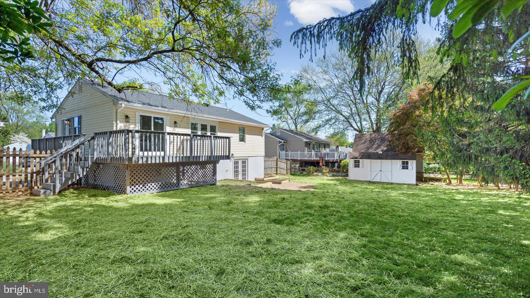 SUBURBIA - Residential