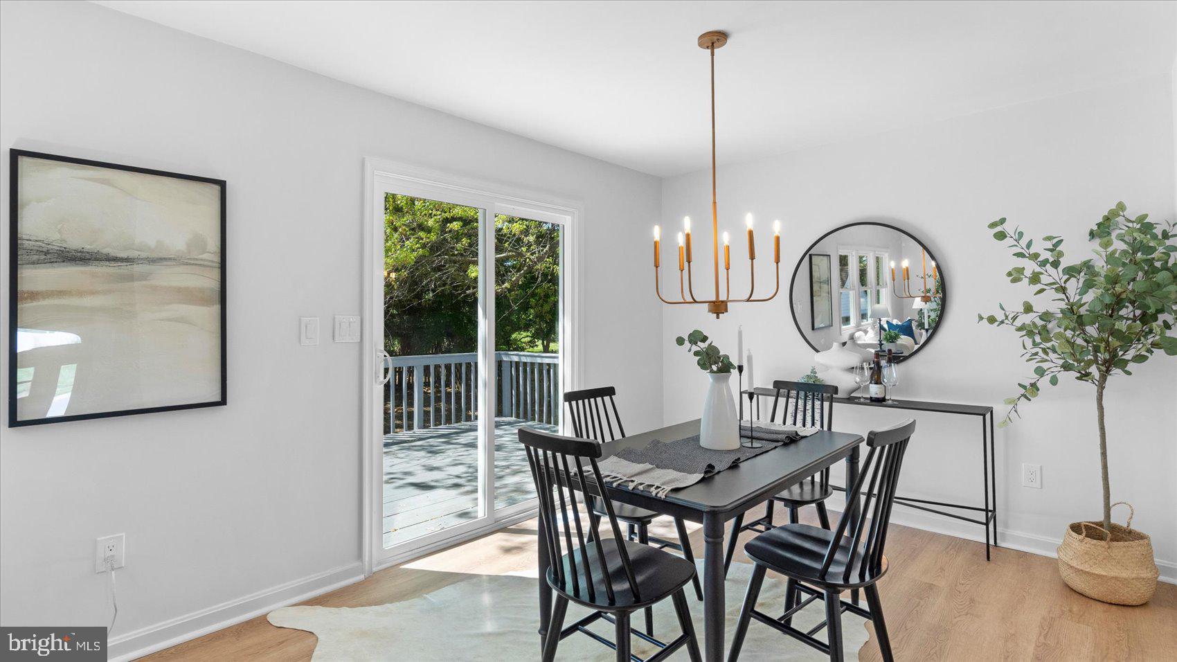 SUBURBIA - Residential