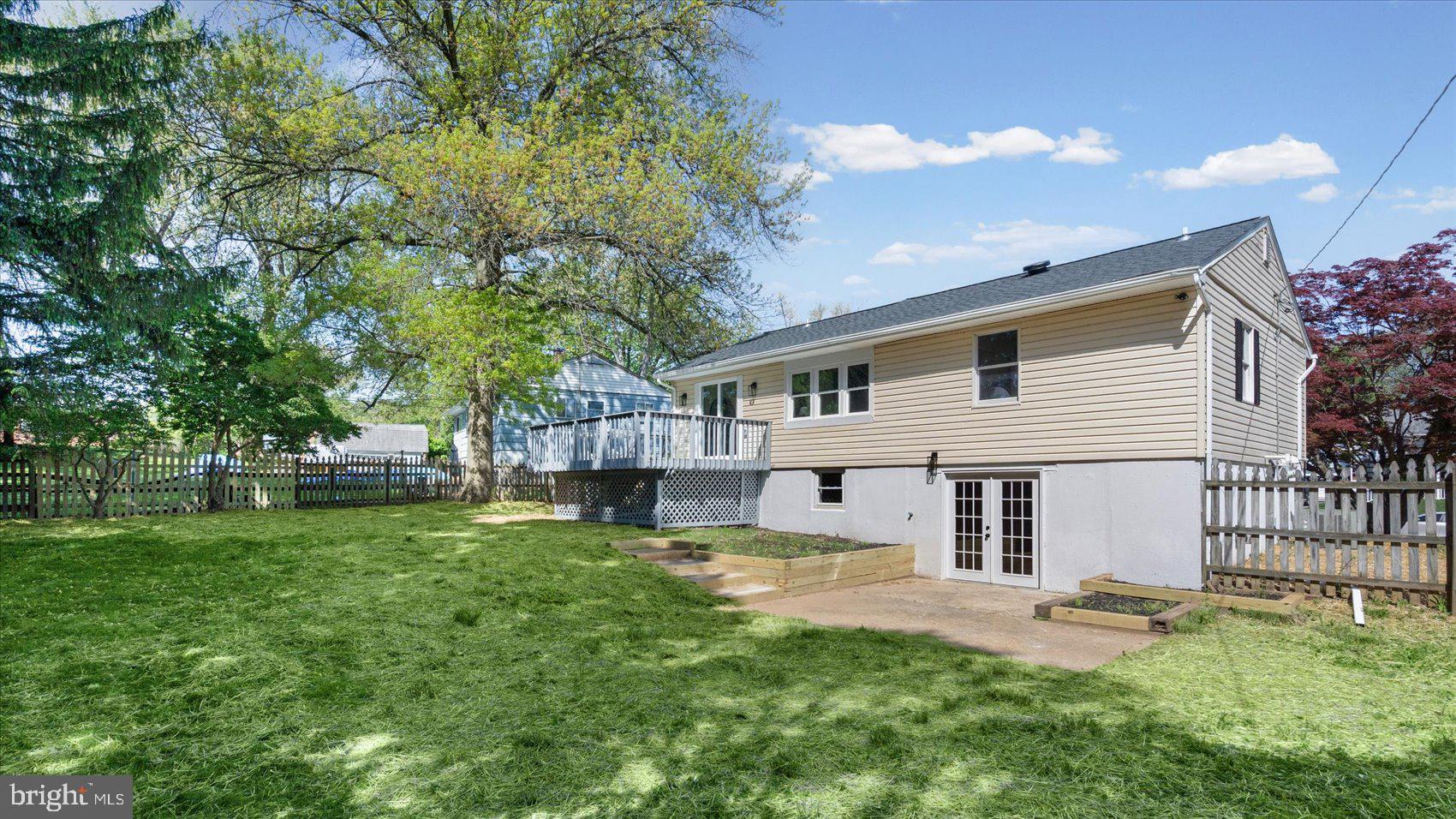 SUBURBIA - Residential