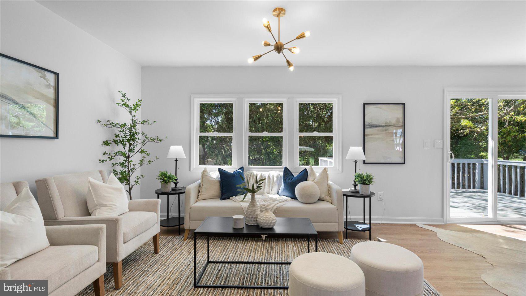 SUBURBIA - Residential