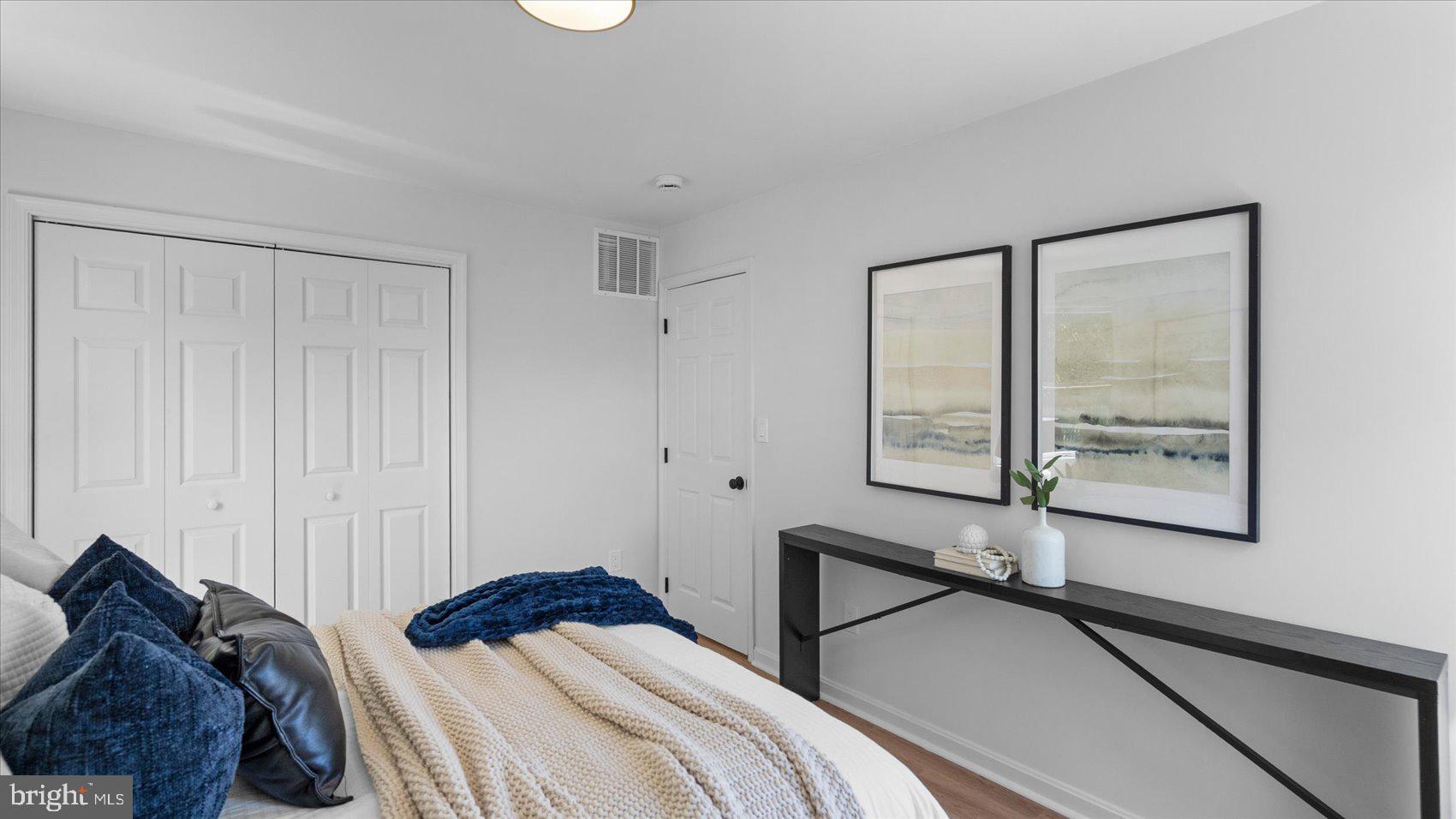 SUBURBIA - Residential