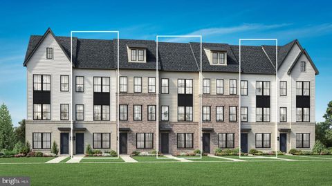 25031 PESELBY SQUARE CHANTILLY VA 20152