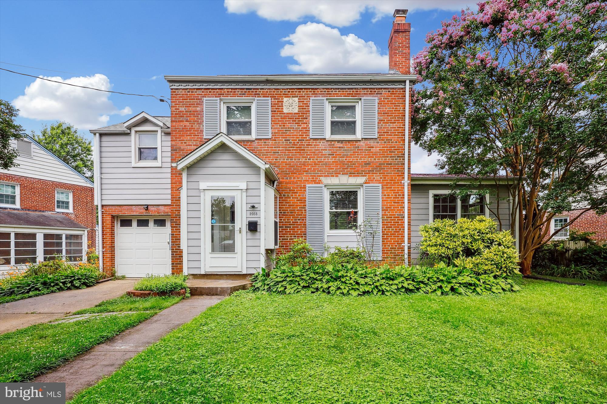 GLENVIEW - Residential