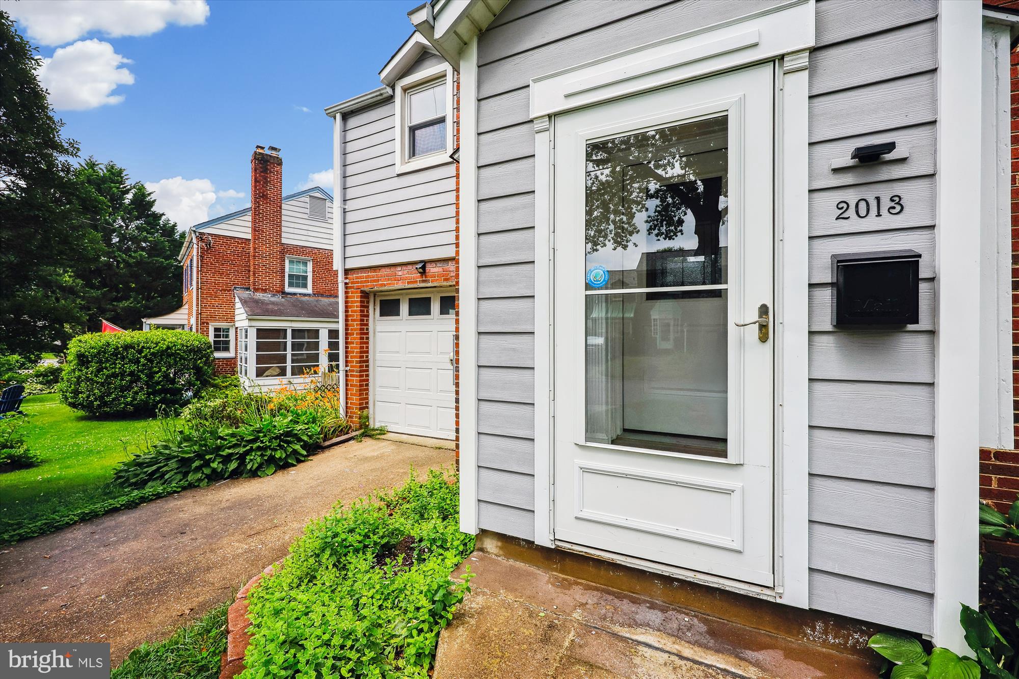 GLENVIEW - Residential