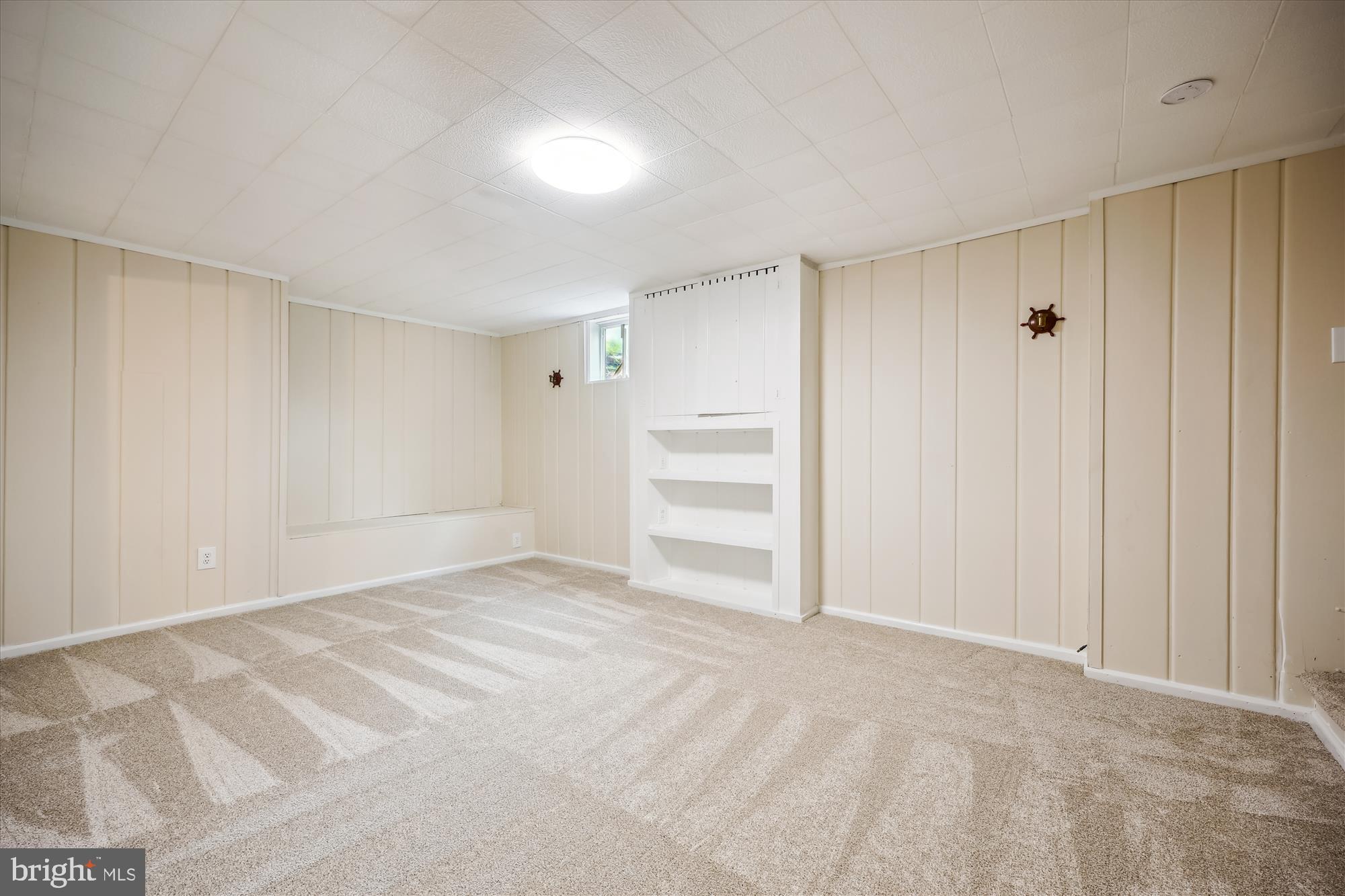 GLENVIEW - Residential