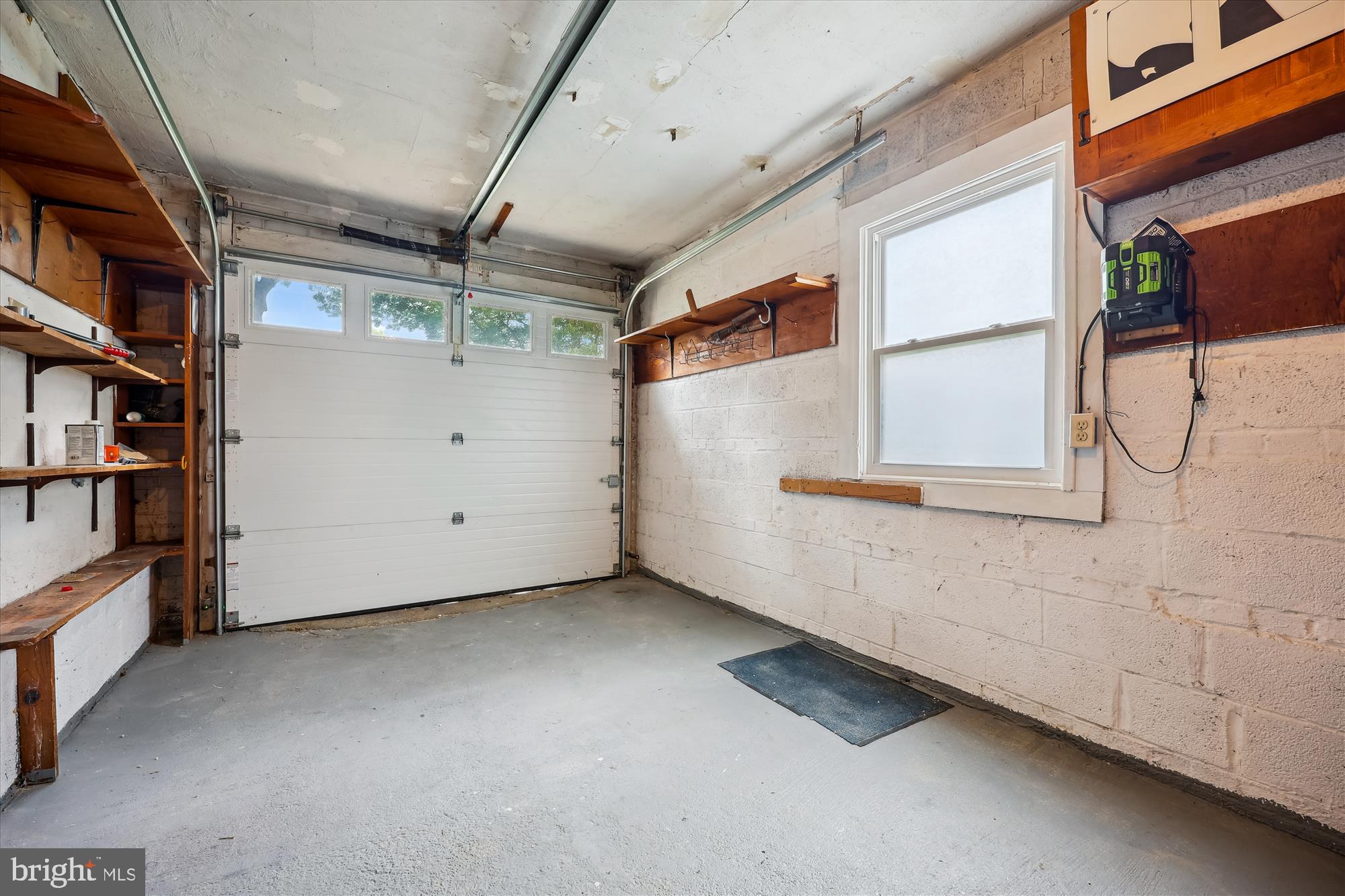 GLENVIEW - Residential