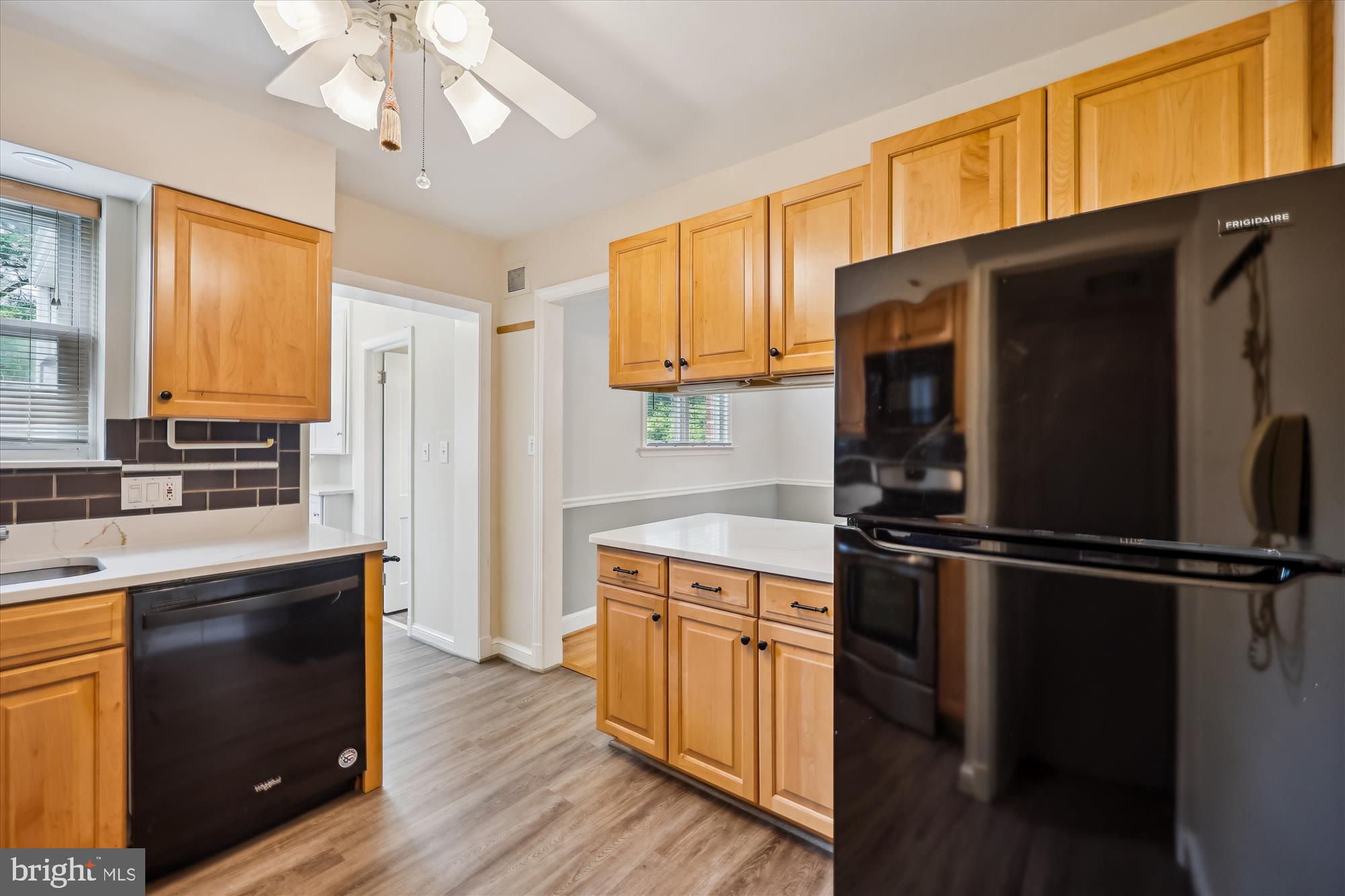 GLENVIEW - Residential