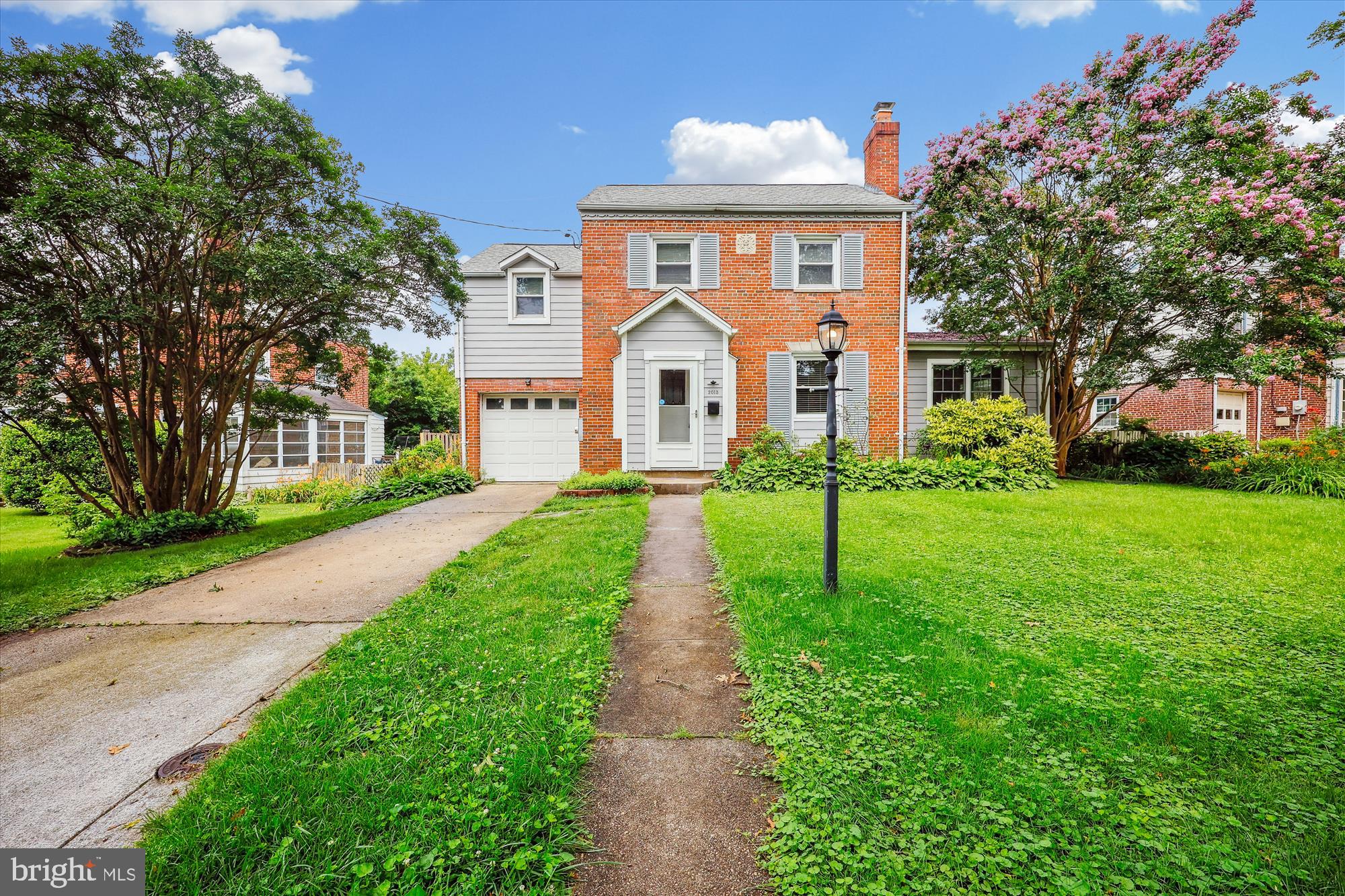 GLENVIEW - Residential